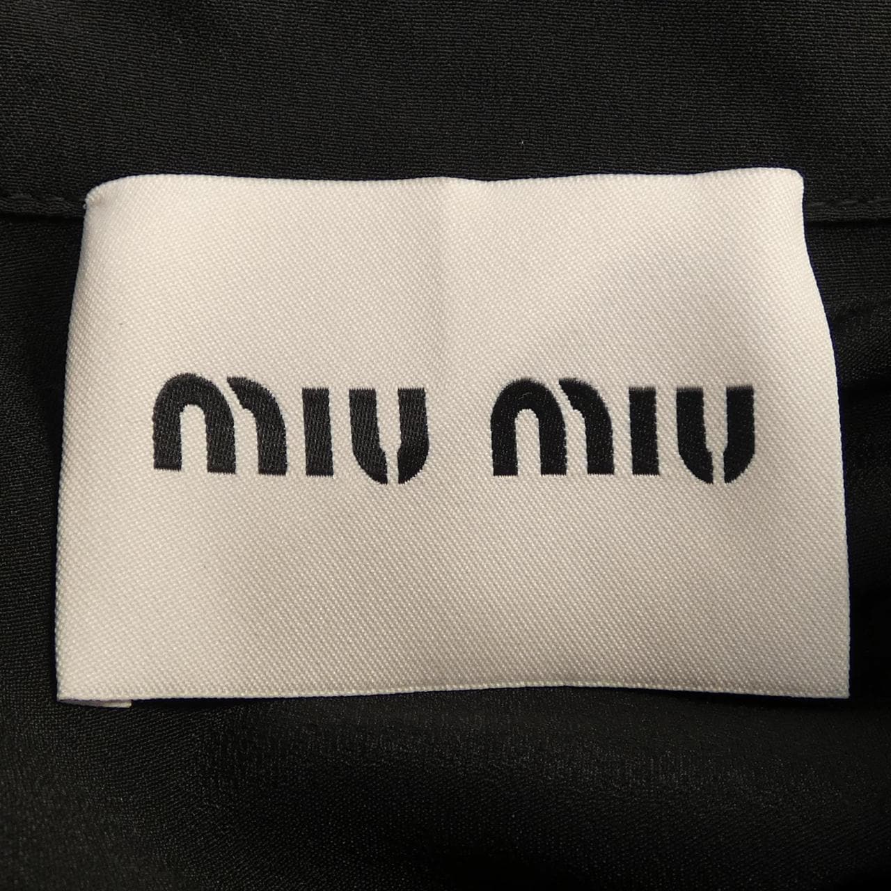 ミュウミュウ MIU MIU MIU MIU ロゴ DNA021 12W3 ワンピース