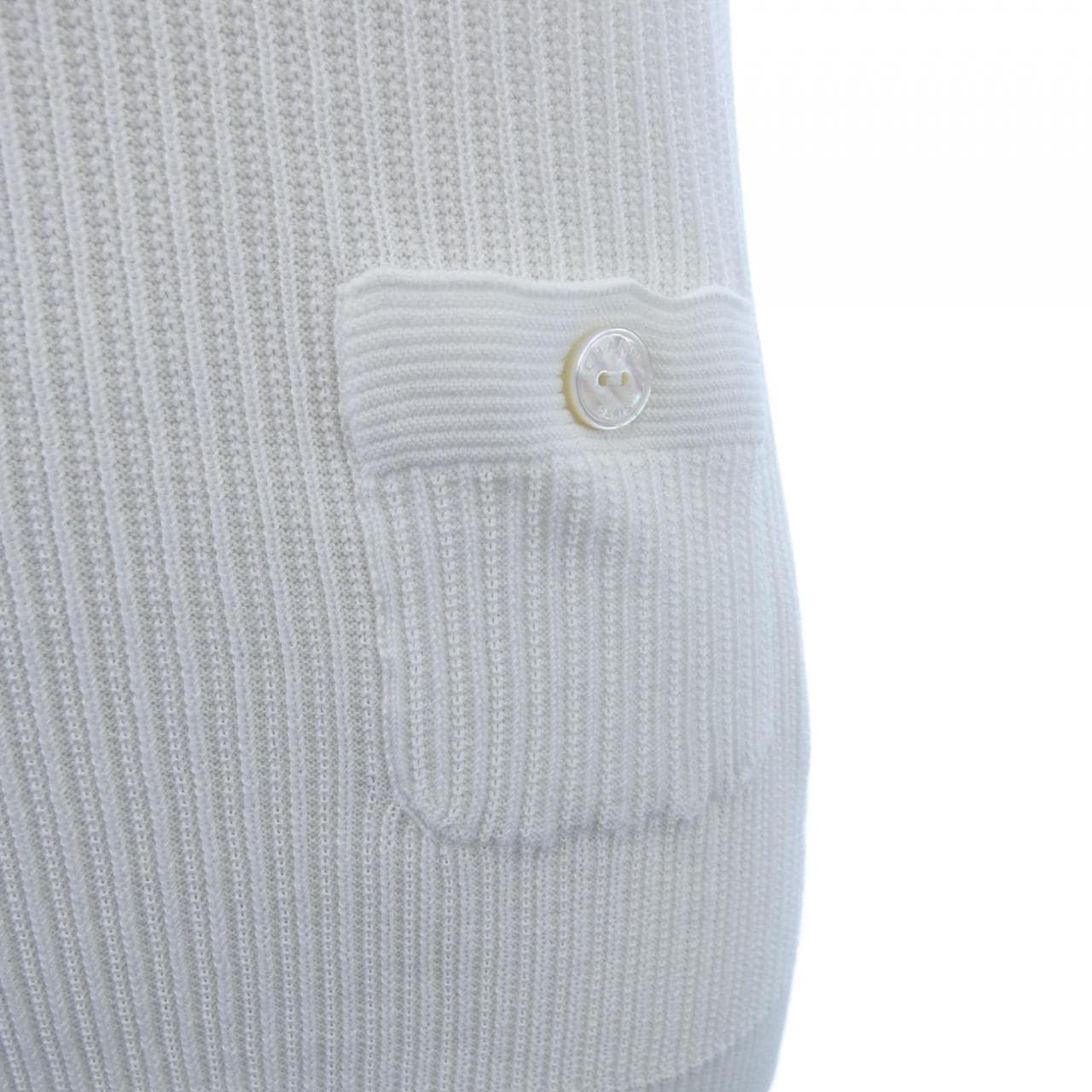 シャネル CHANEL P30300K00368 07C トップス