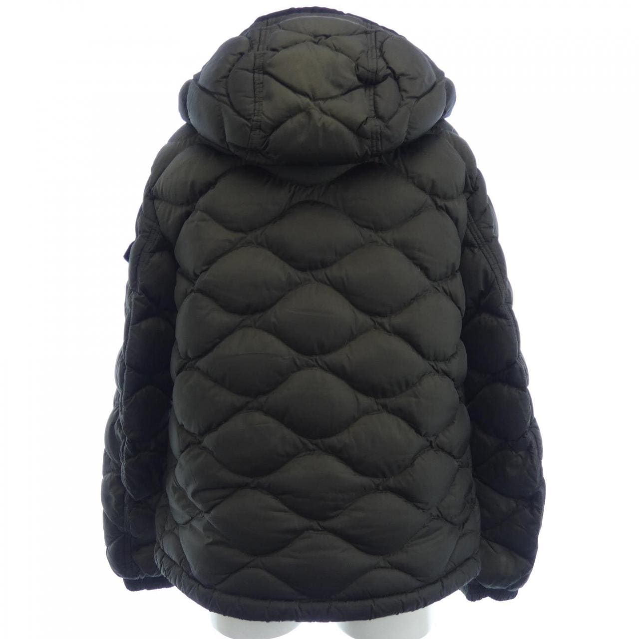 モンクレール MONCLER ダウンジャケット