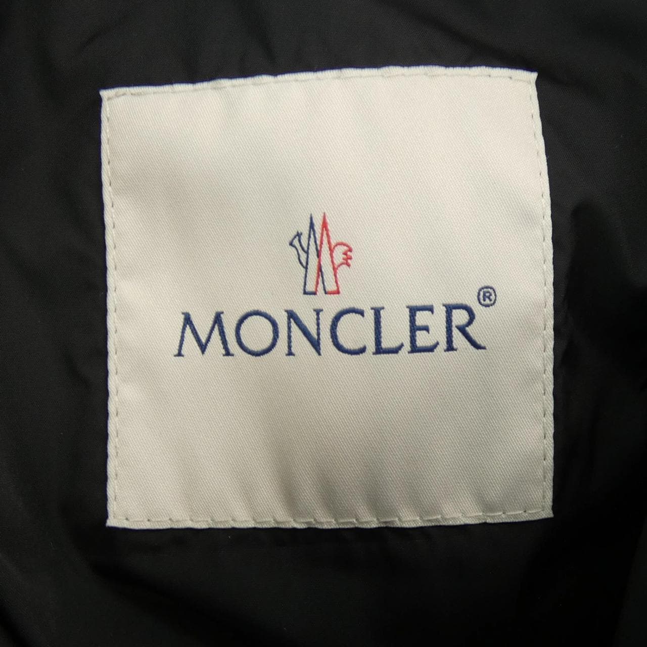 MONCLER蒙克勒·布卢森