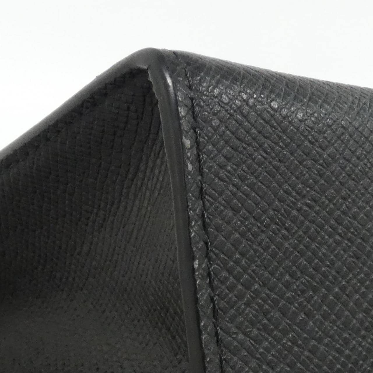 ルイヴィトン タイガ ポシェット ヴォワヤージュ M30450 バッグ