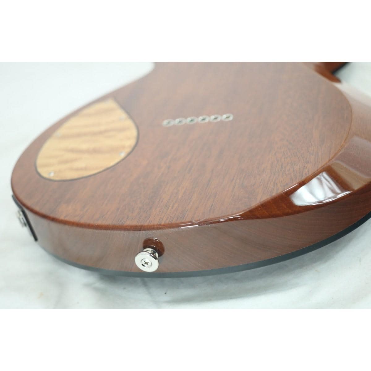 ＢＩＺＥＮ　ＷＯＲＫＳ　ＧＲＡＩＮ　ＲＯＳＥＷＯＯＤ　ＴＯＰ