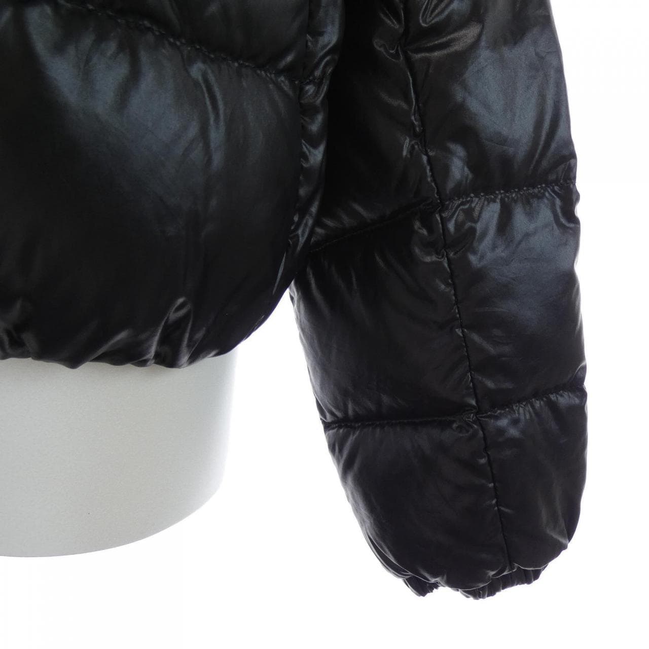 モンクレール MONCLER BAYARD ダウンジャケット