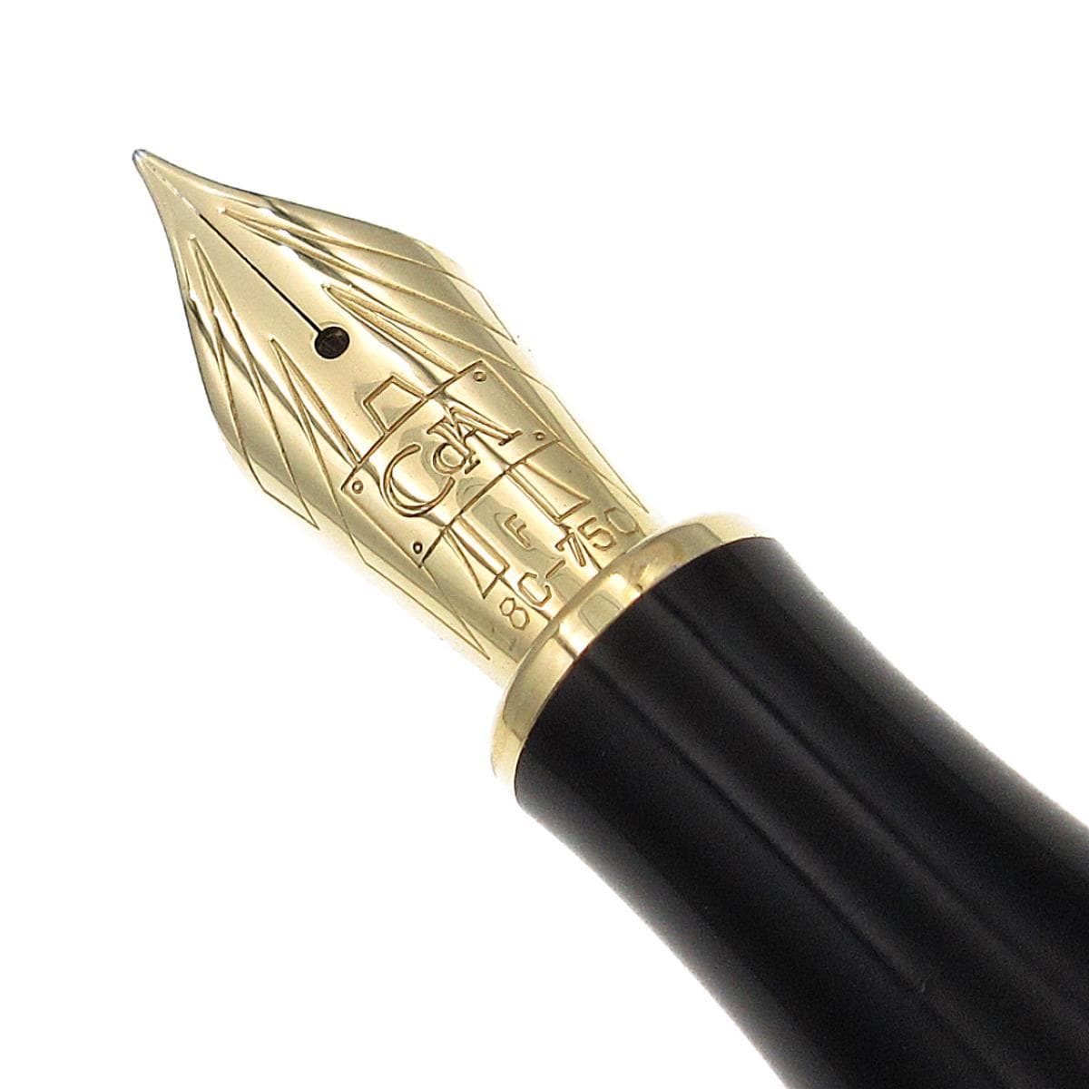 CARAN d&#39;ACHE日内瓦系列漆面 Ecaille 钢笔