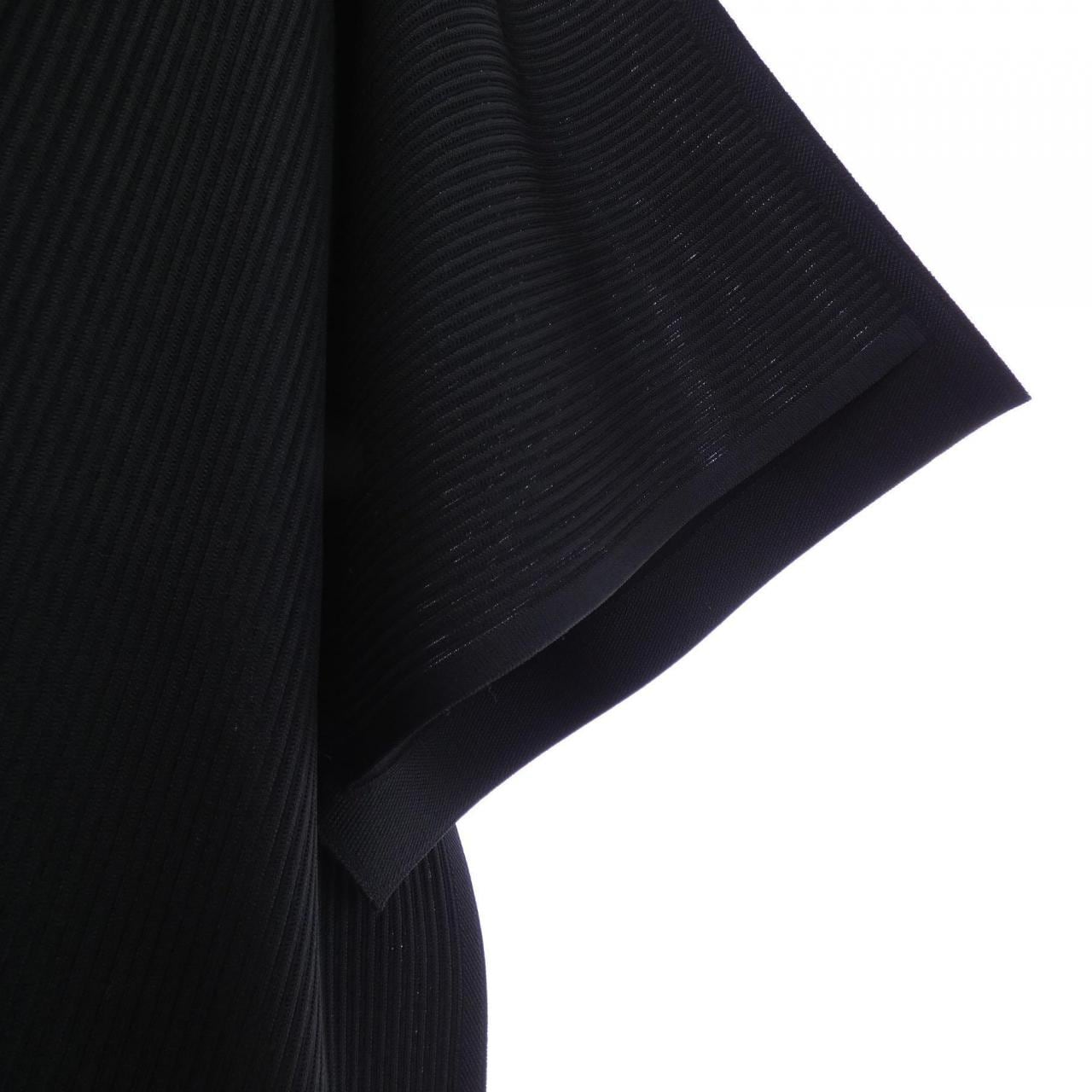 百褶百褶PLEATS PLEASE PP41KK641 T恤