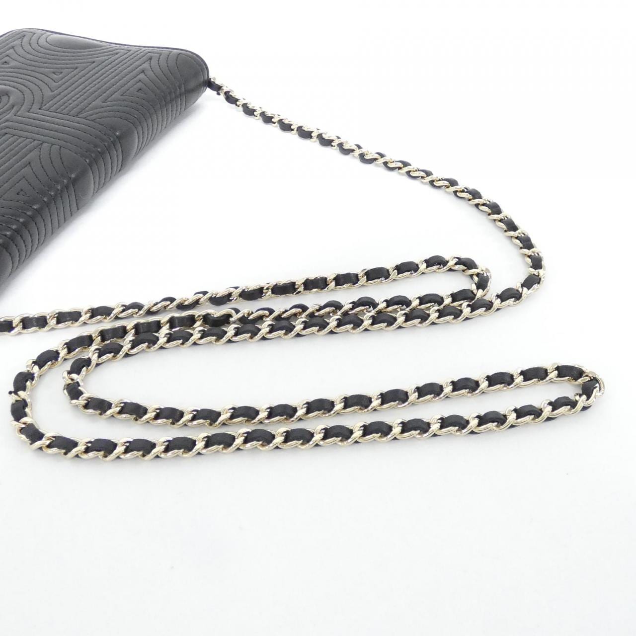 シャネル チェーンウォレット