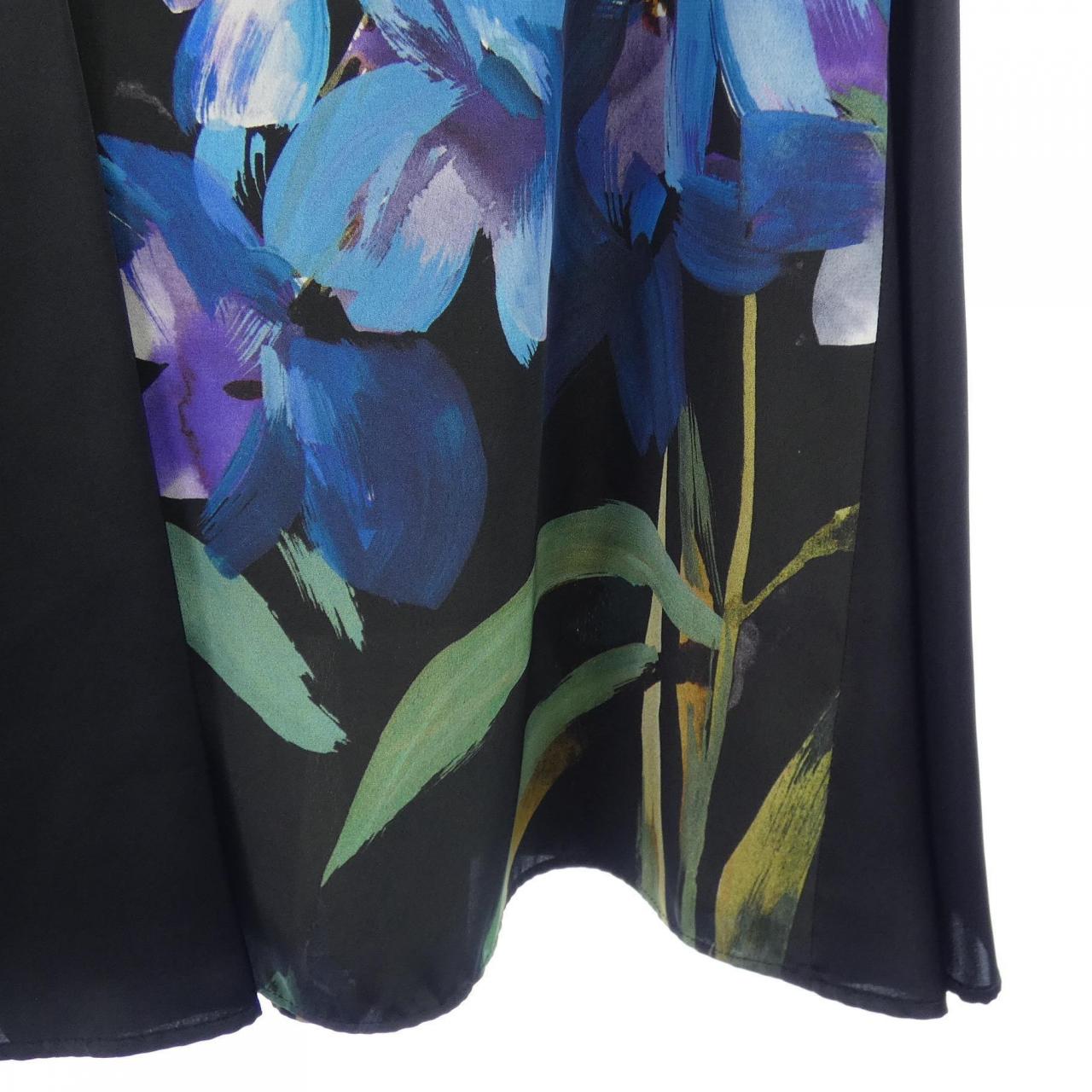 アドーア ADORE スカート