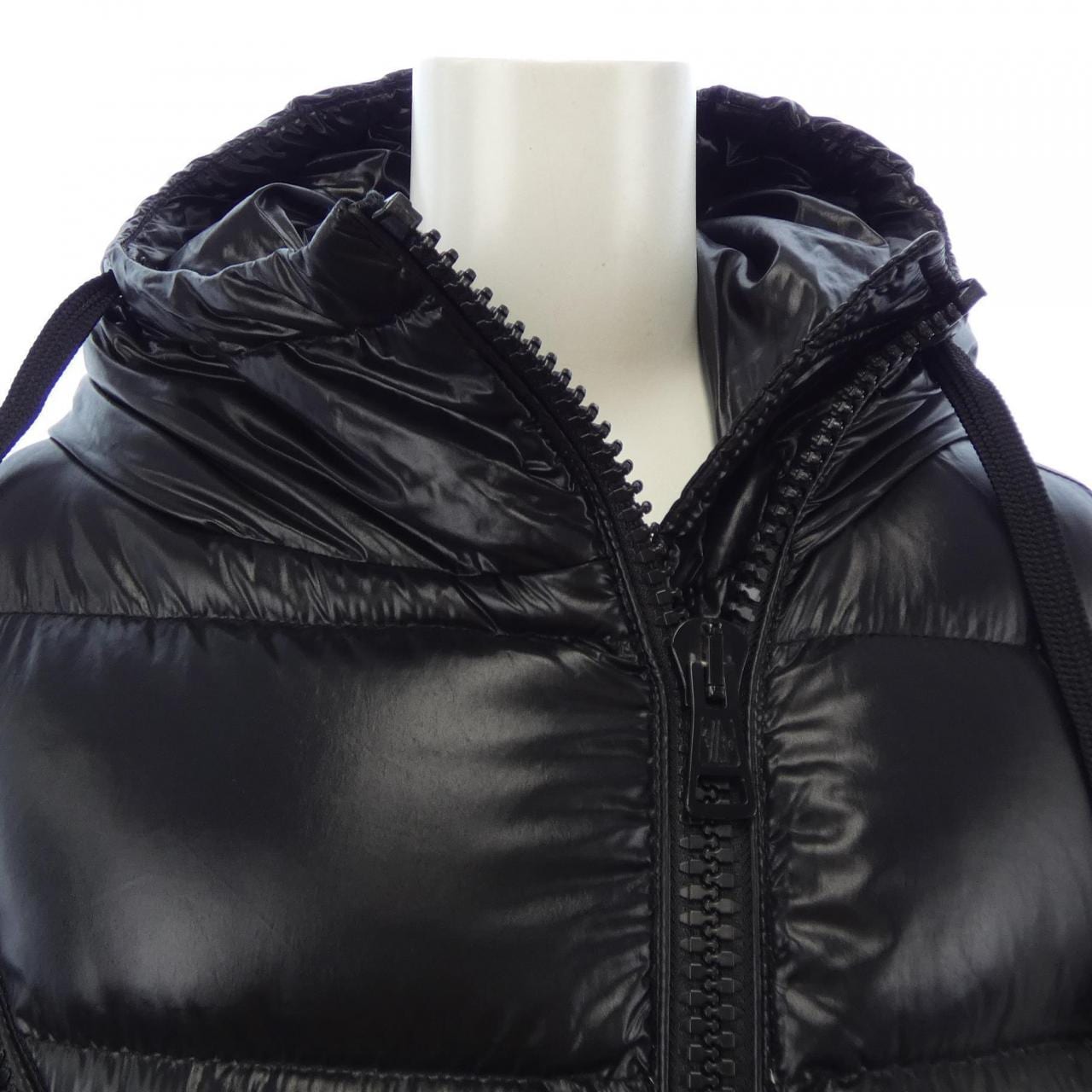 モンクレール MONCLER LIRIOPE ダウンジャケット