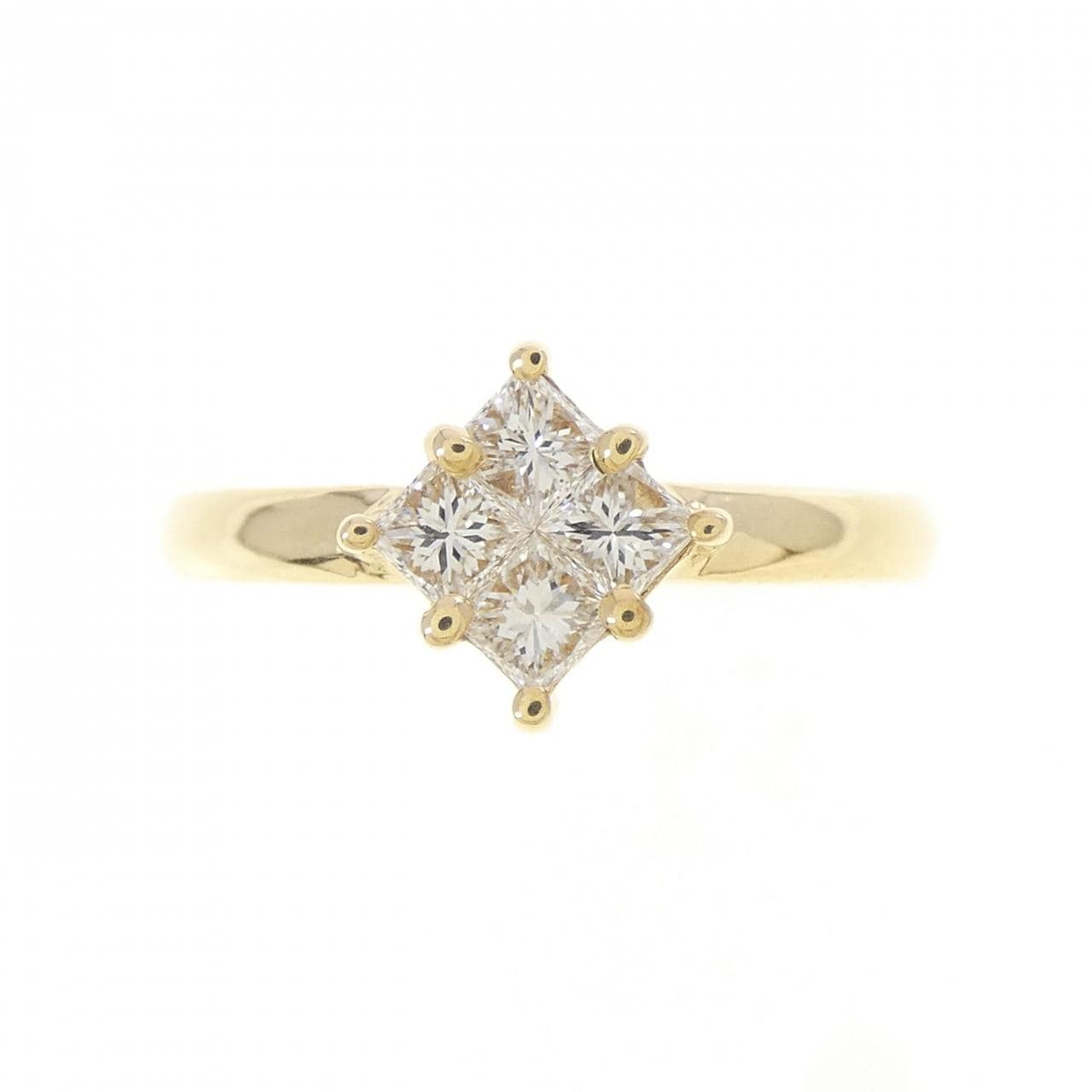 750YG Diamond ring