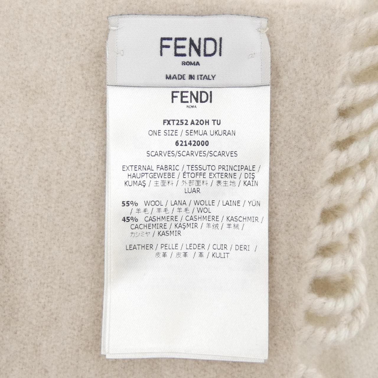 フェンディ FENDI FFプリントシアリングアップリケ FXT252 A20H MUFFLER