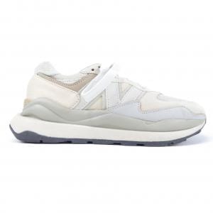 ニューバランス NEW BALANCE スニーカー