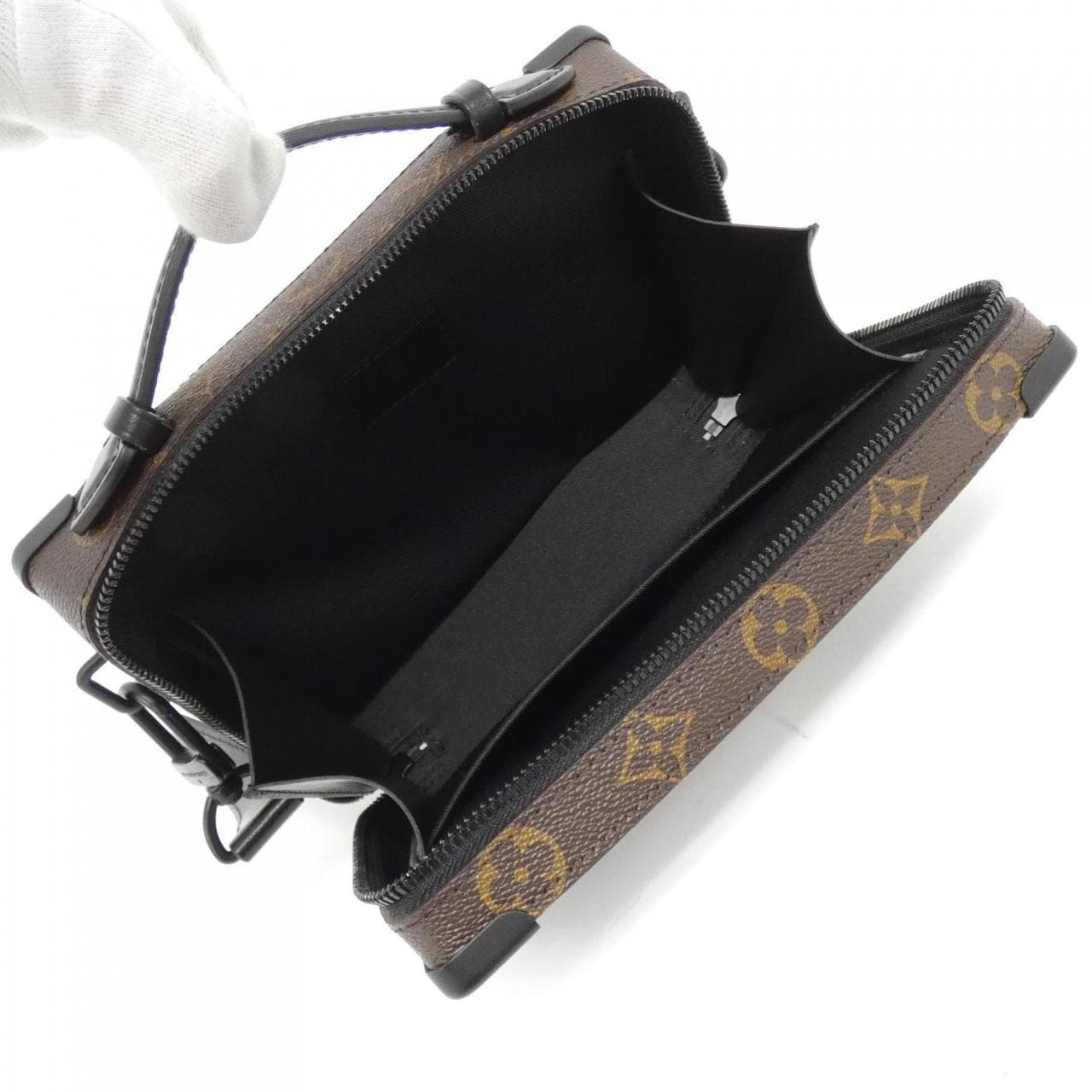 LOUIS VUITTON Monogram Macassar Handle Soft Trunk M45935 肩背包