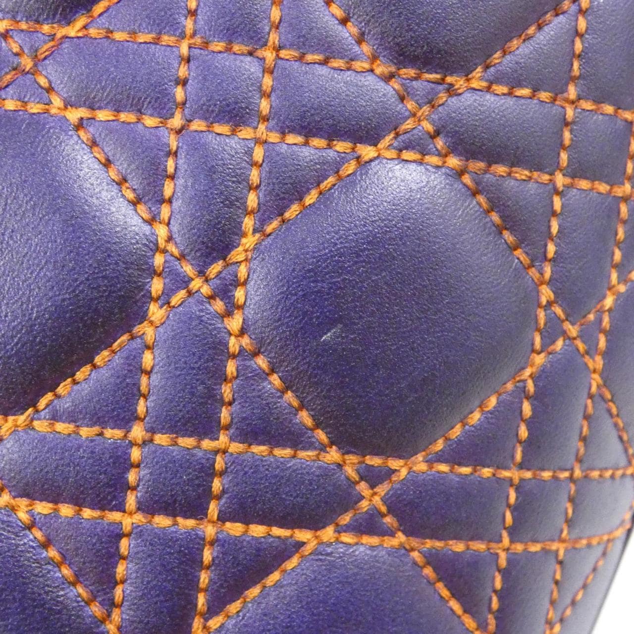 クリスチャンディオール レディ ディオール ミディアム M0550PAMD バッグ