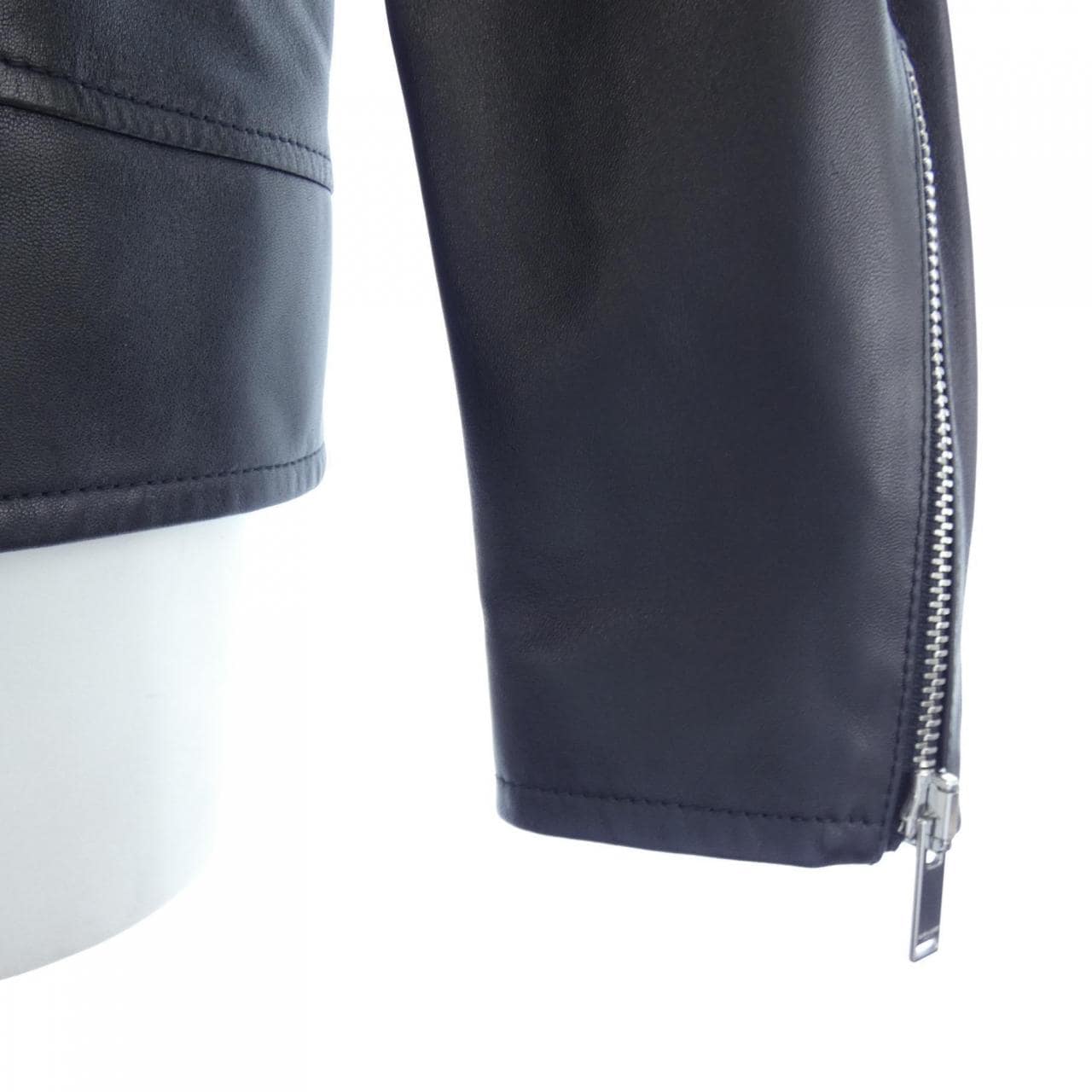 サンローラン SAINT LAURENT 484284 Y5YA2 レザーライダースジャケット