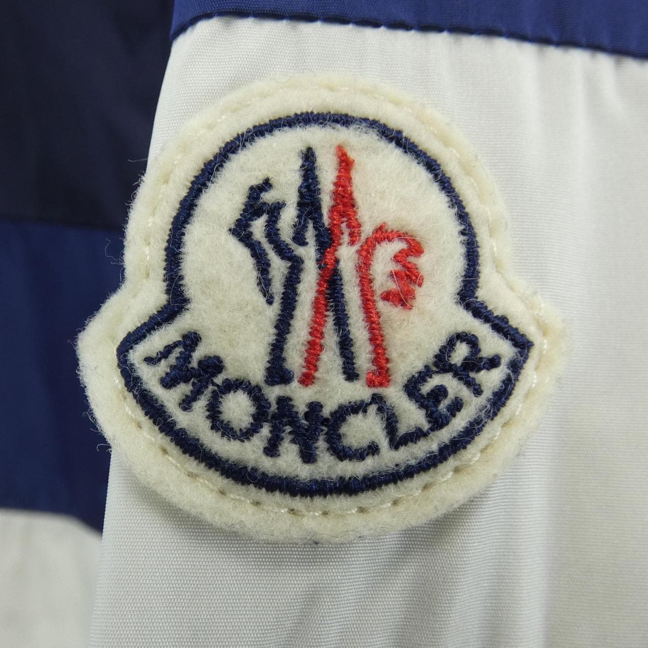 モンクレール MONCLER ブルゾン