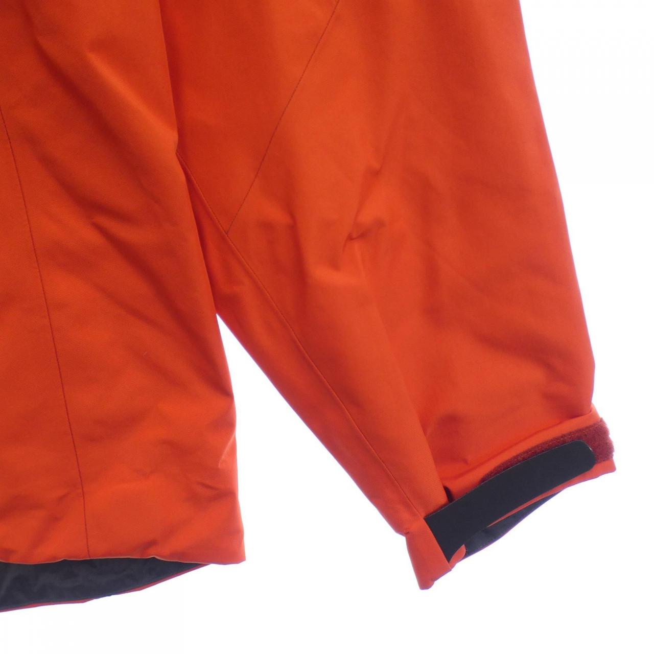アークテリクス ARC'TERYX ブルゾン