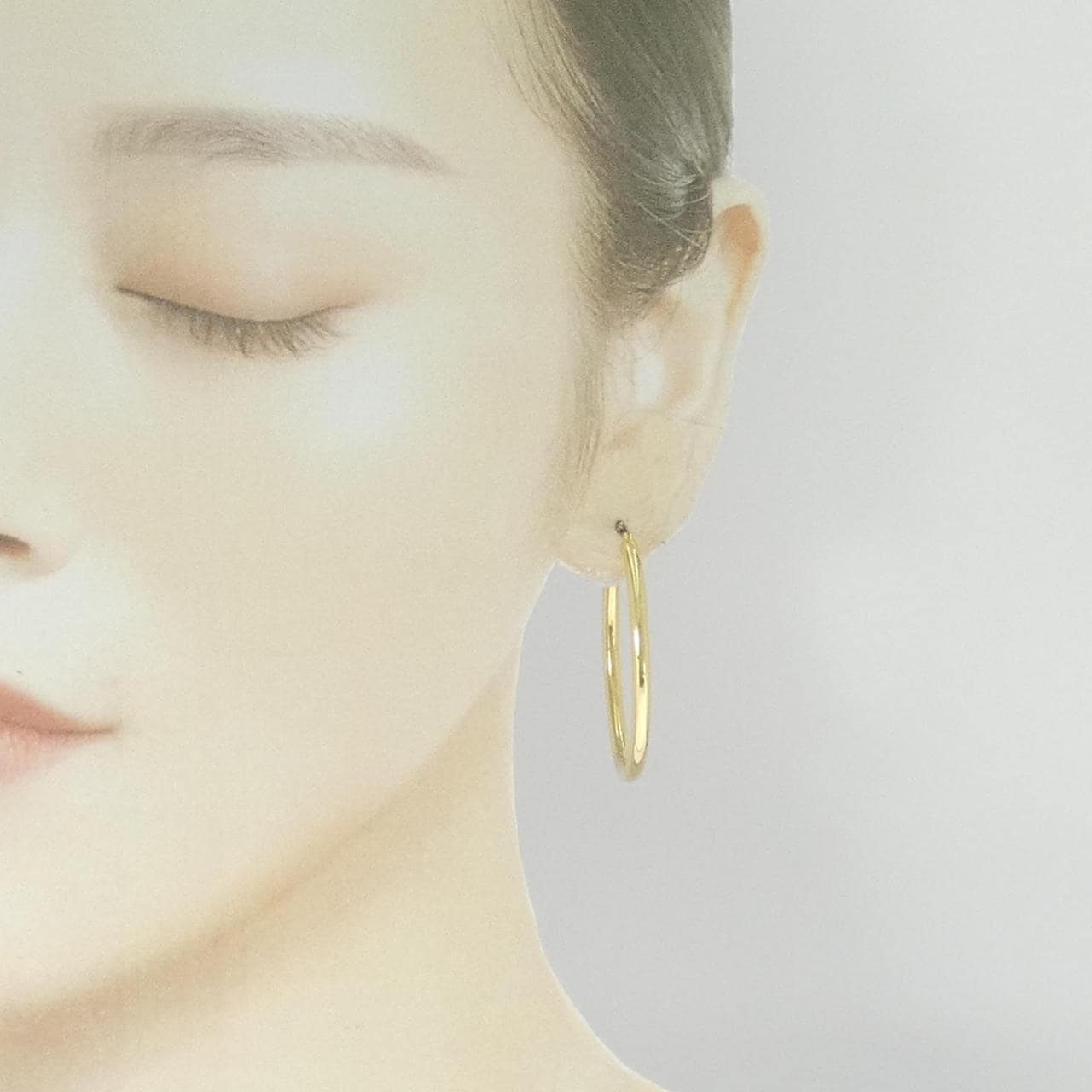 [BRAND NEW] K18YG hoop earrings