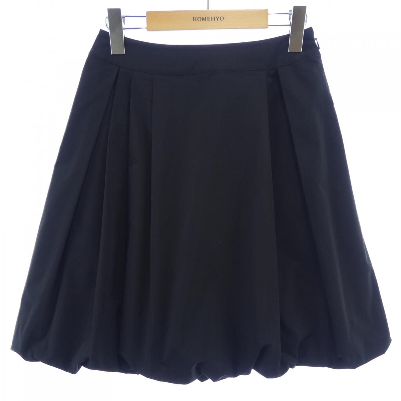トゥービーシック TO BE CHIC スカート