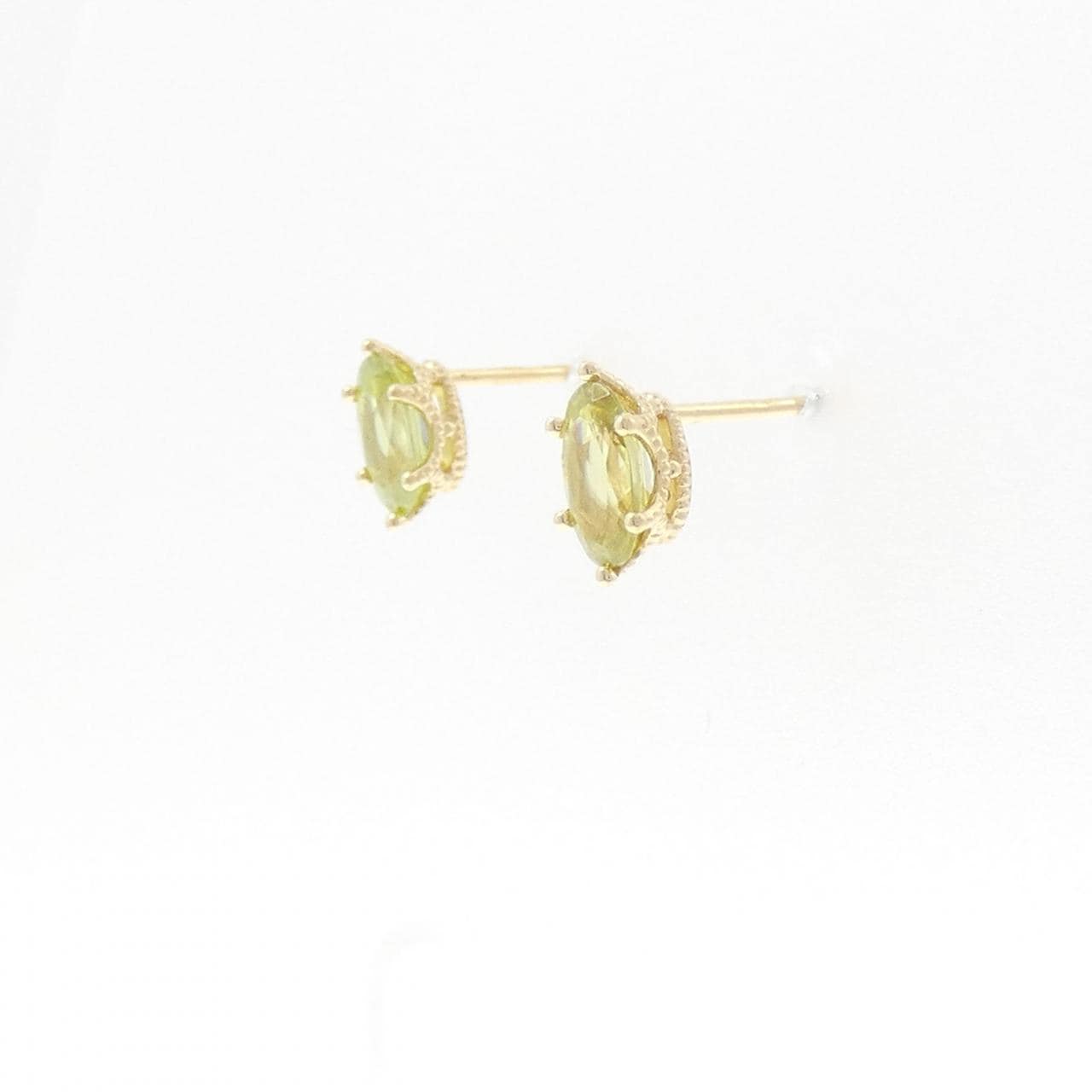 K18YG スフェーン ピアス 0.80CT