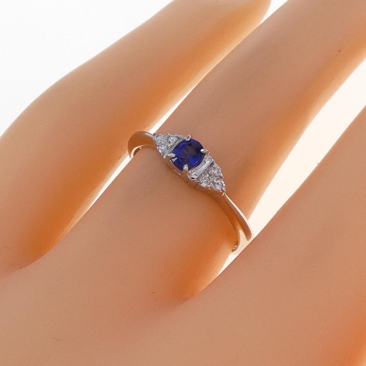 PT900 サファイヤ リング 0.24CT