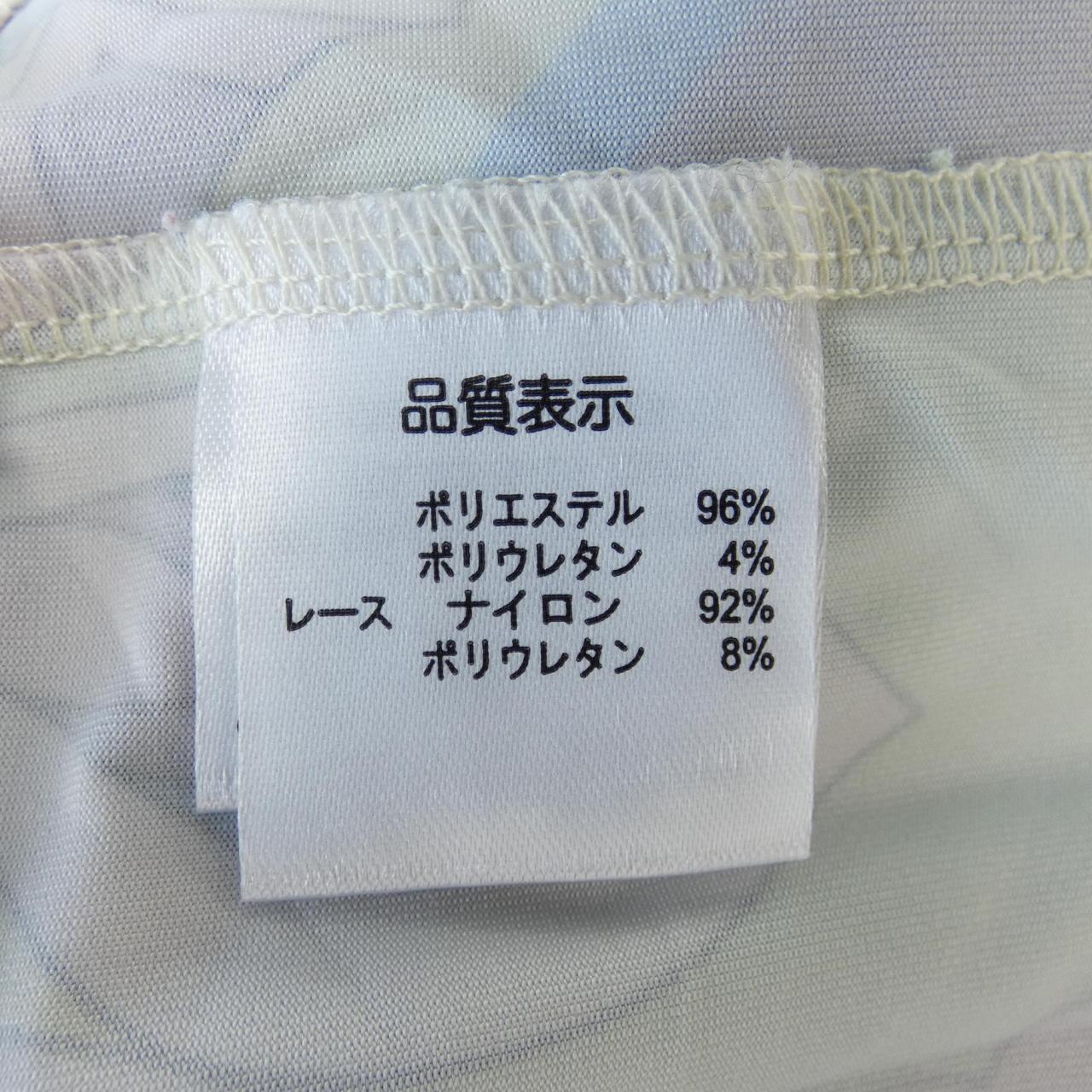 SUPER BEAUTY ワンピース