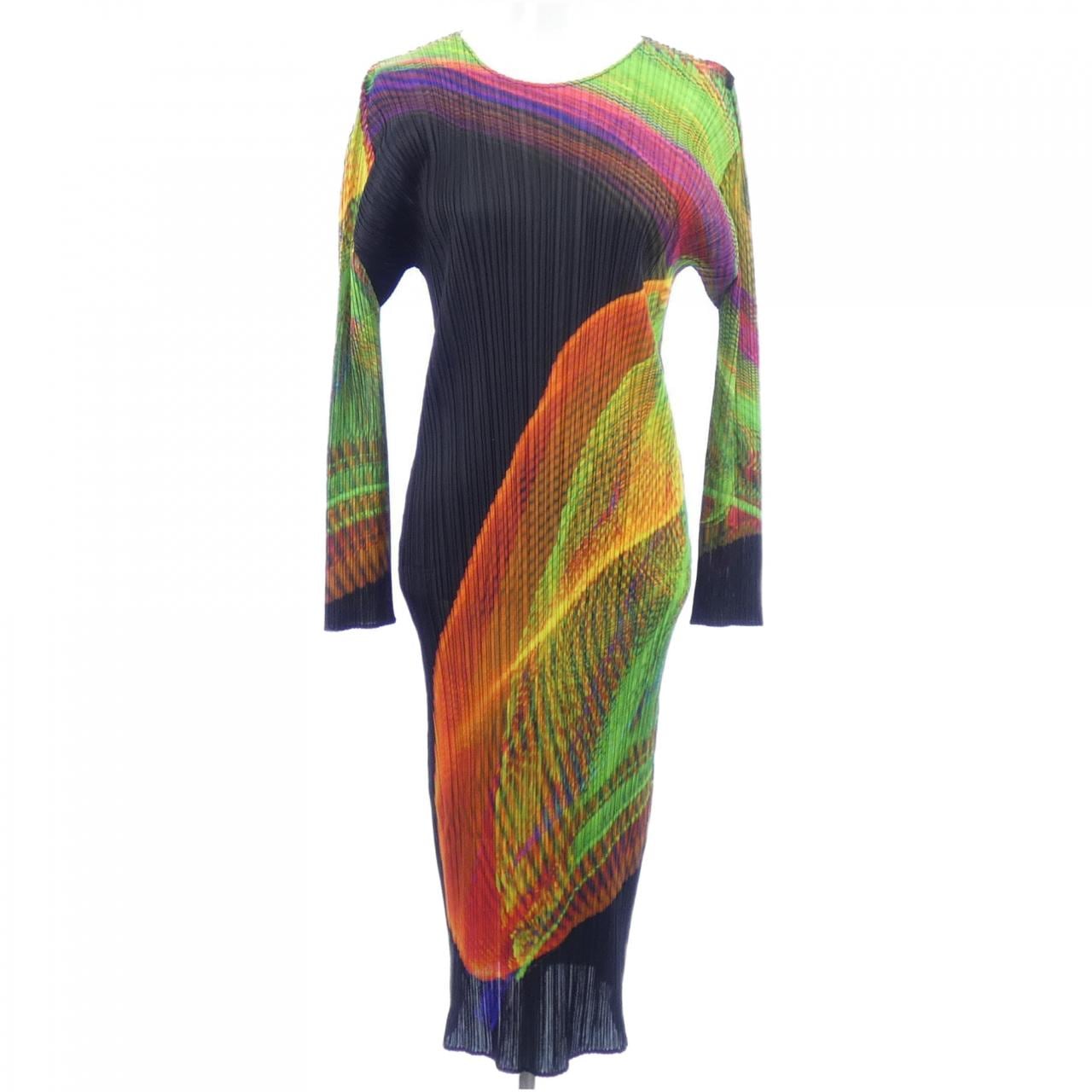 プリーツプリーズ PLEATS PLEASE PP43JH714 ワンピース