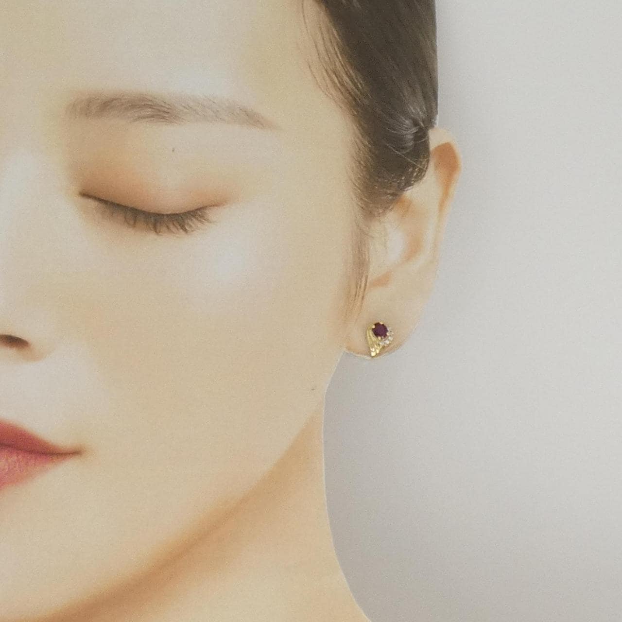K18YG ルビー ピアス