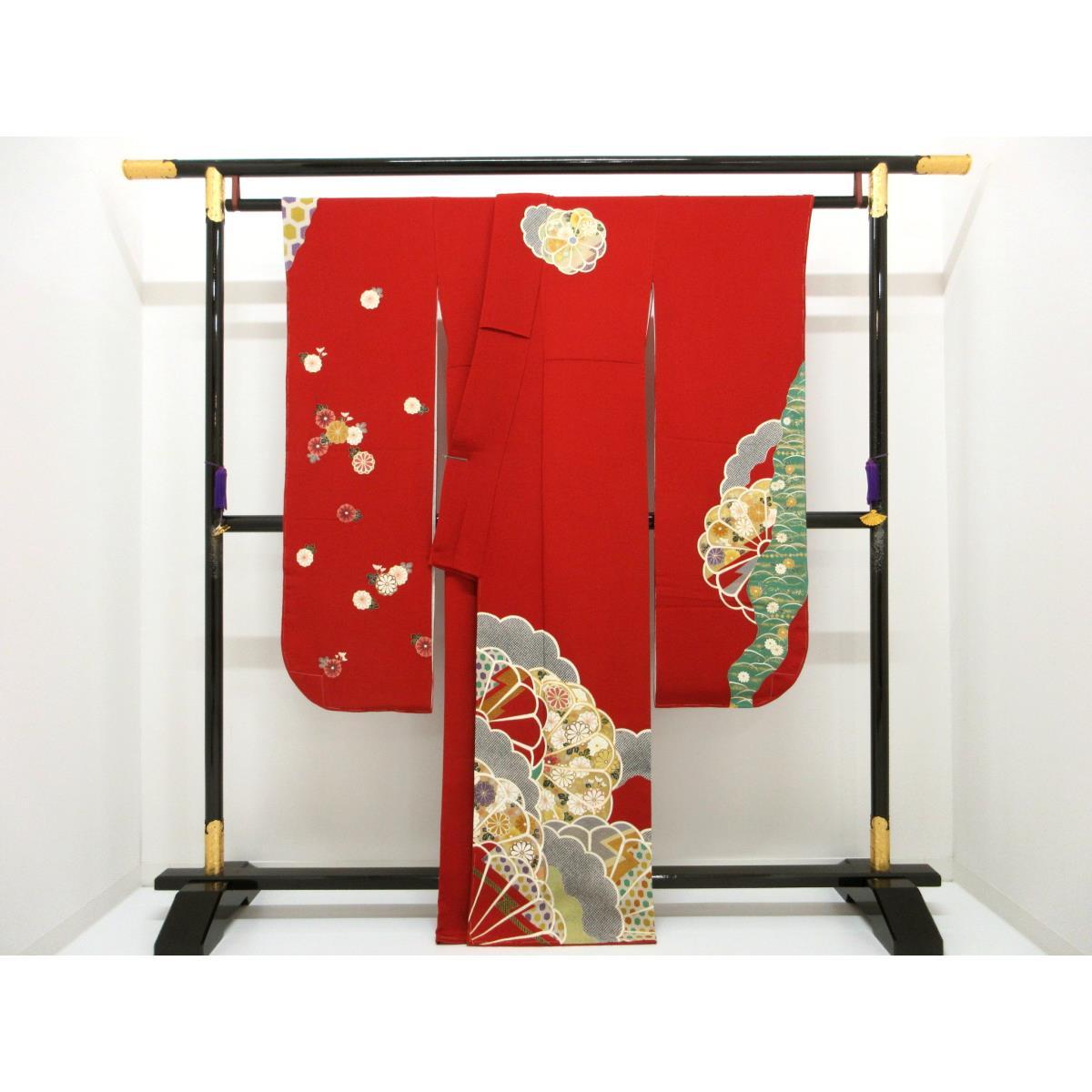 振袖　友禅金彩加工　刺繍入り