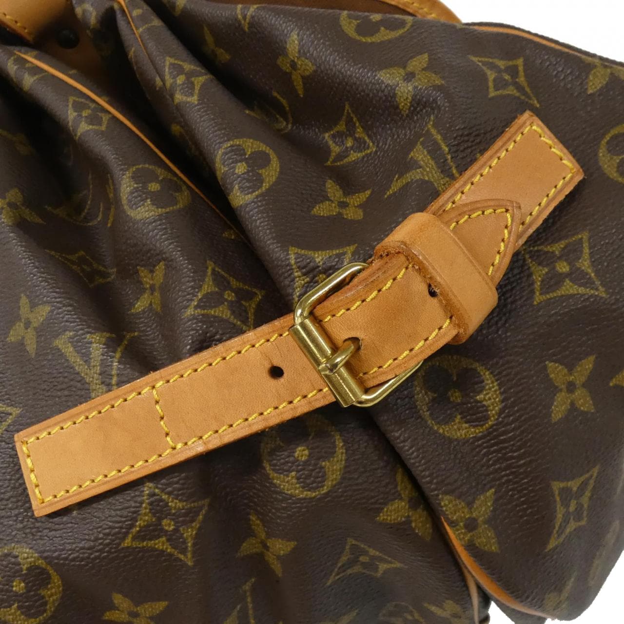 ルイヴィトン モノグラム ソミュール 35cm M42254 ショルダーバッグ