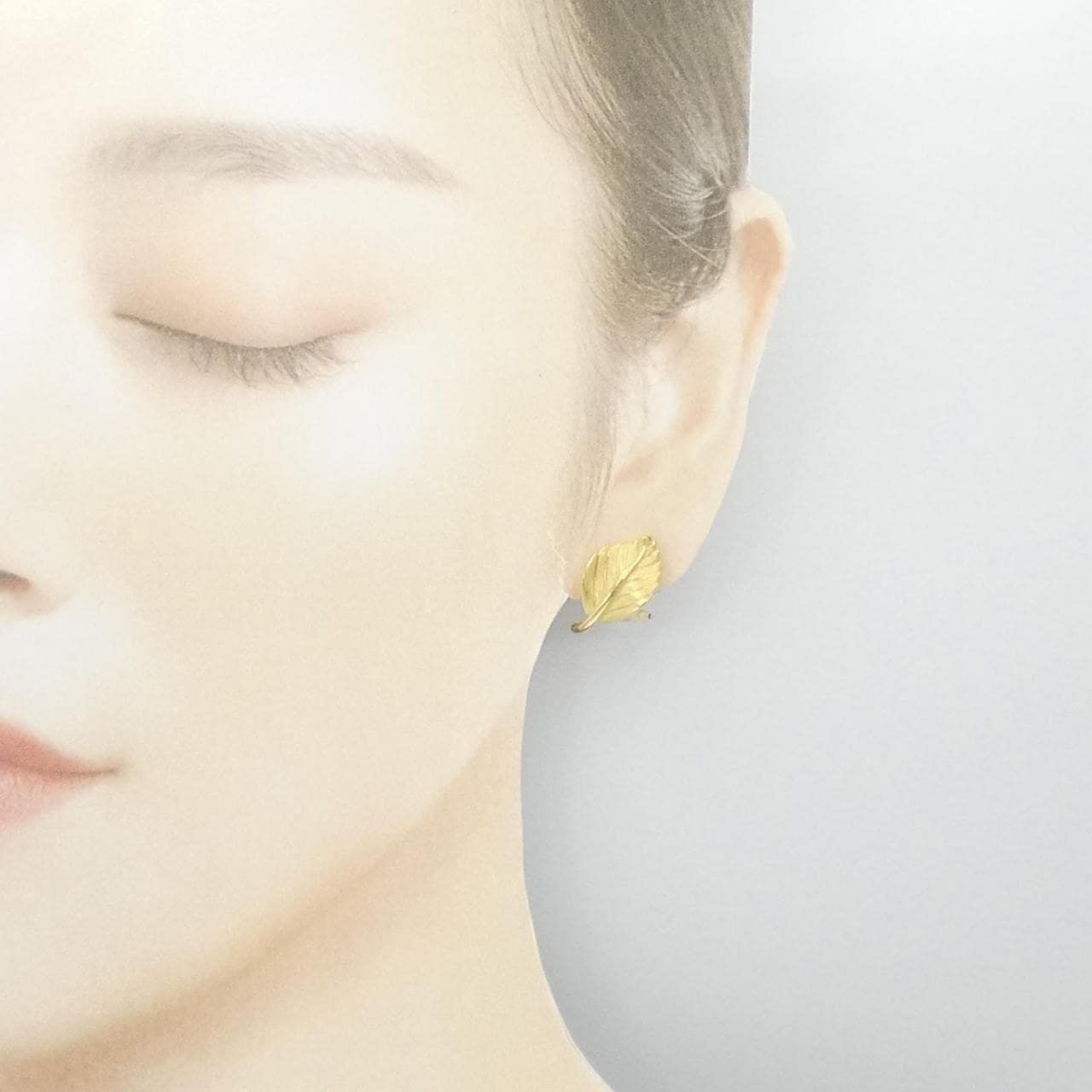 TIFFANY 750YG Leaf Earrings