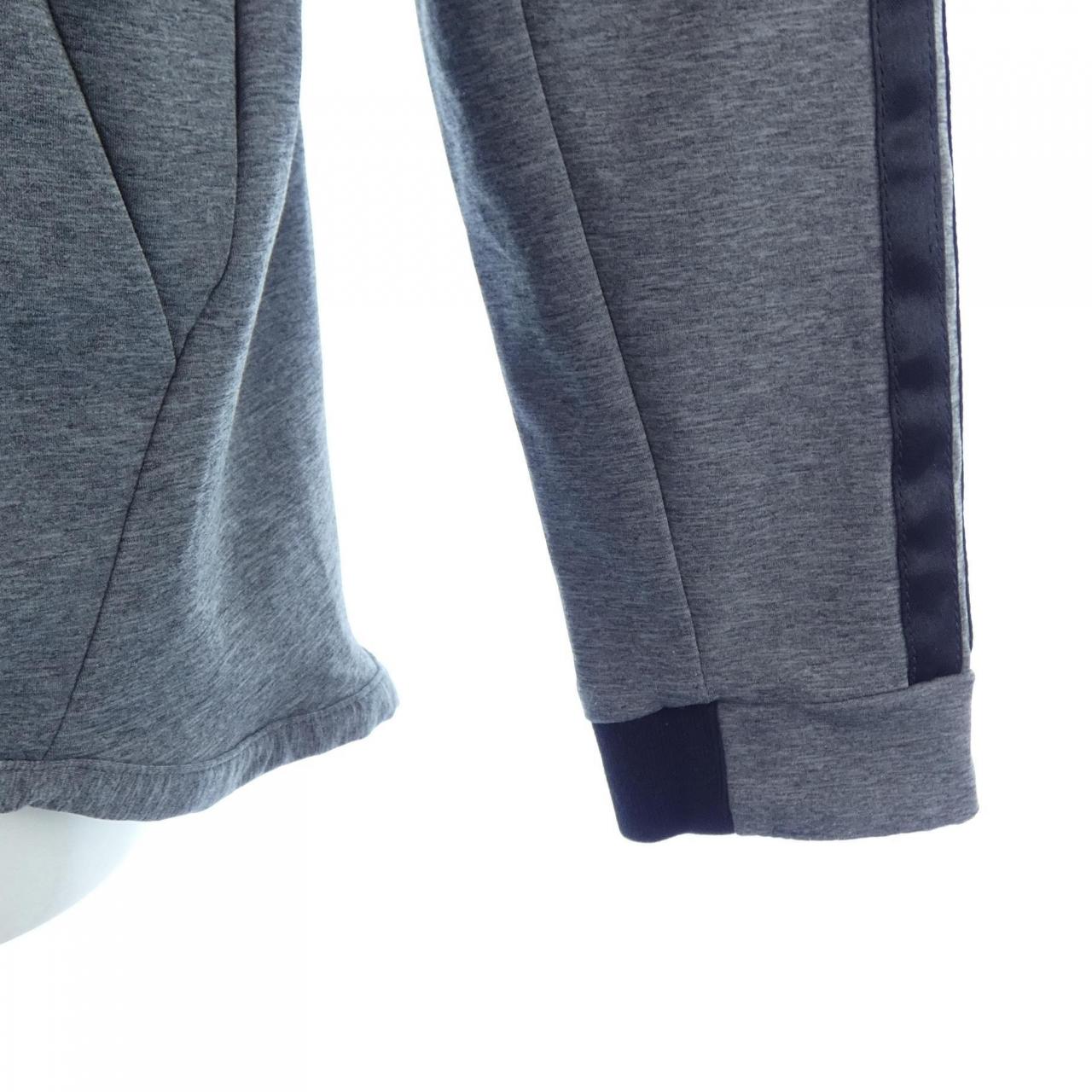 ハイドロゲン HYDROGEN パーカー