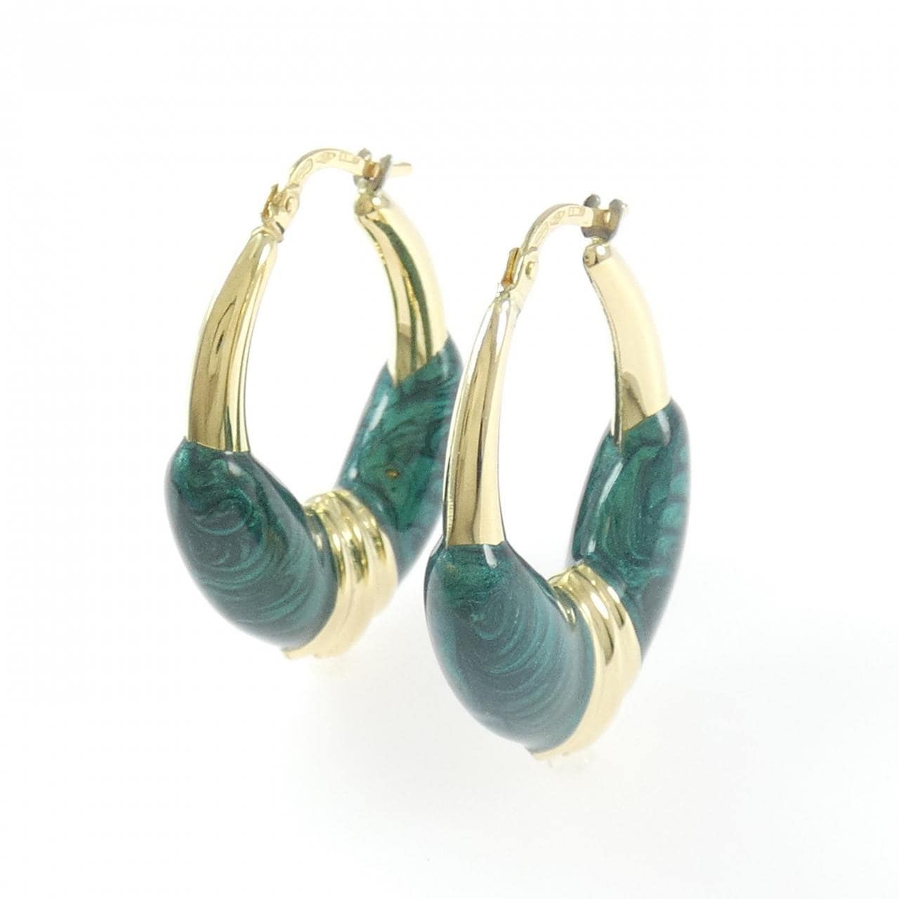 ウノアエレ 樹脂 ピアス