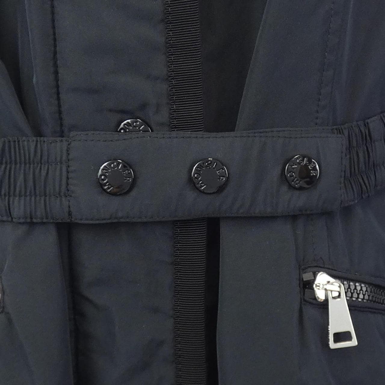 モンクレール MONCLER ダウンコート