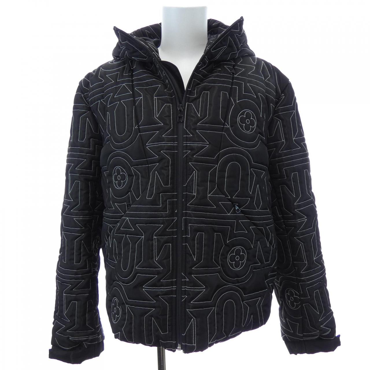 ルイヴィトン LOUIS VUITTON オールオーバーVUITTONスノーダウン HOB16ER29 ダウンジャケット