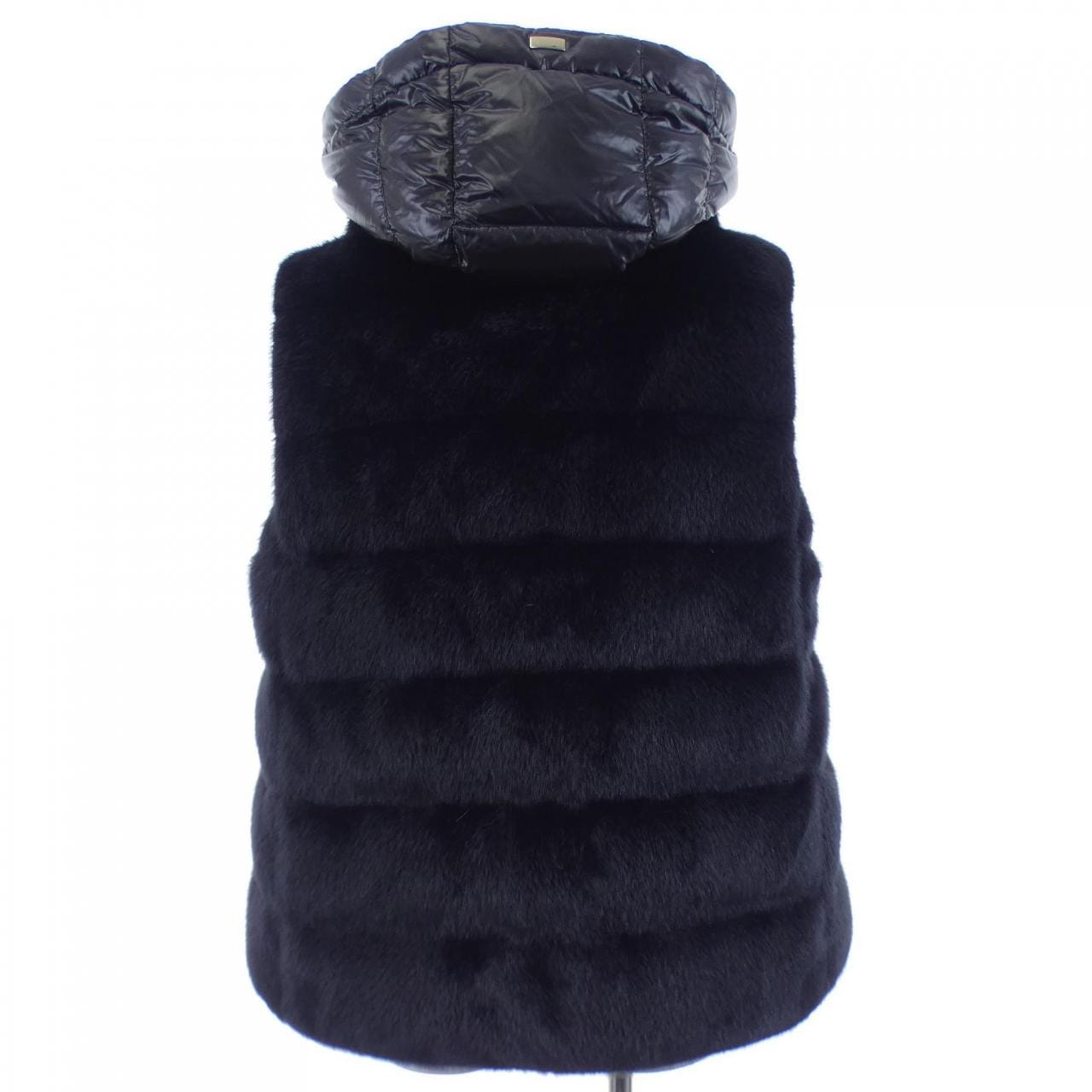 ヘルノ Herno ニューレディフェイクファーベスト PI001937D ダウンベスト