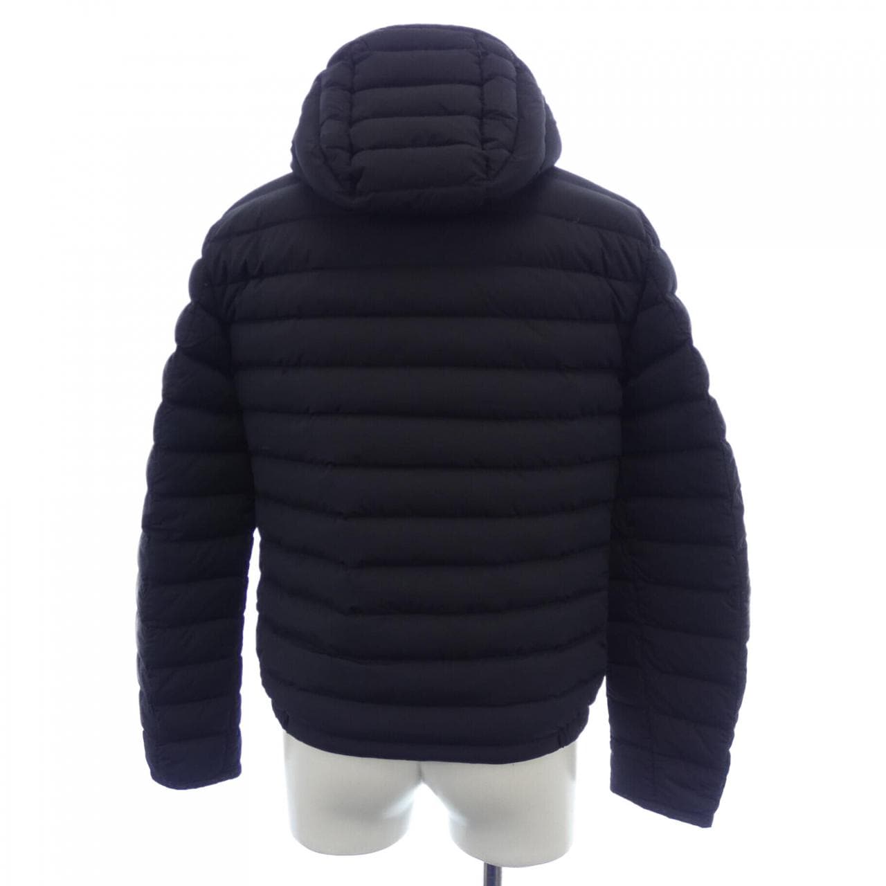 モンクレール MONCLER ダウンジャケット