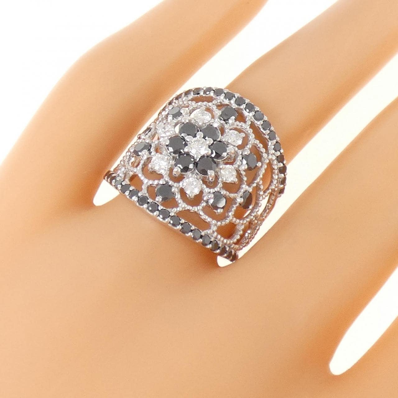 K18WG ダイヤモンド リング 1.02CT
