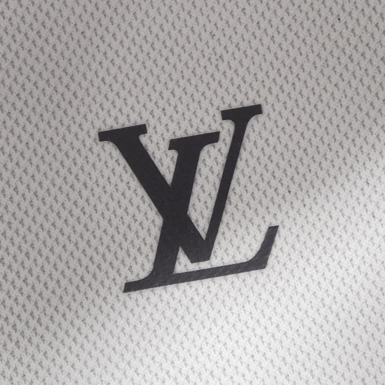 ルイヴィトン LOUIS VUITTON LVバターソフト スニーカー