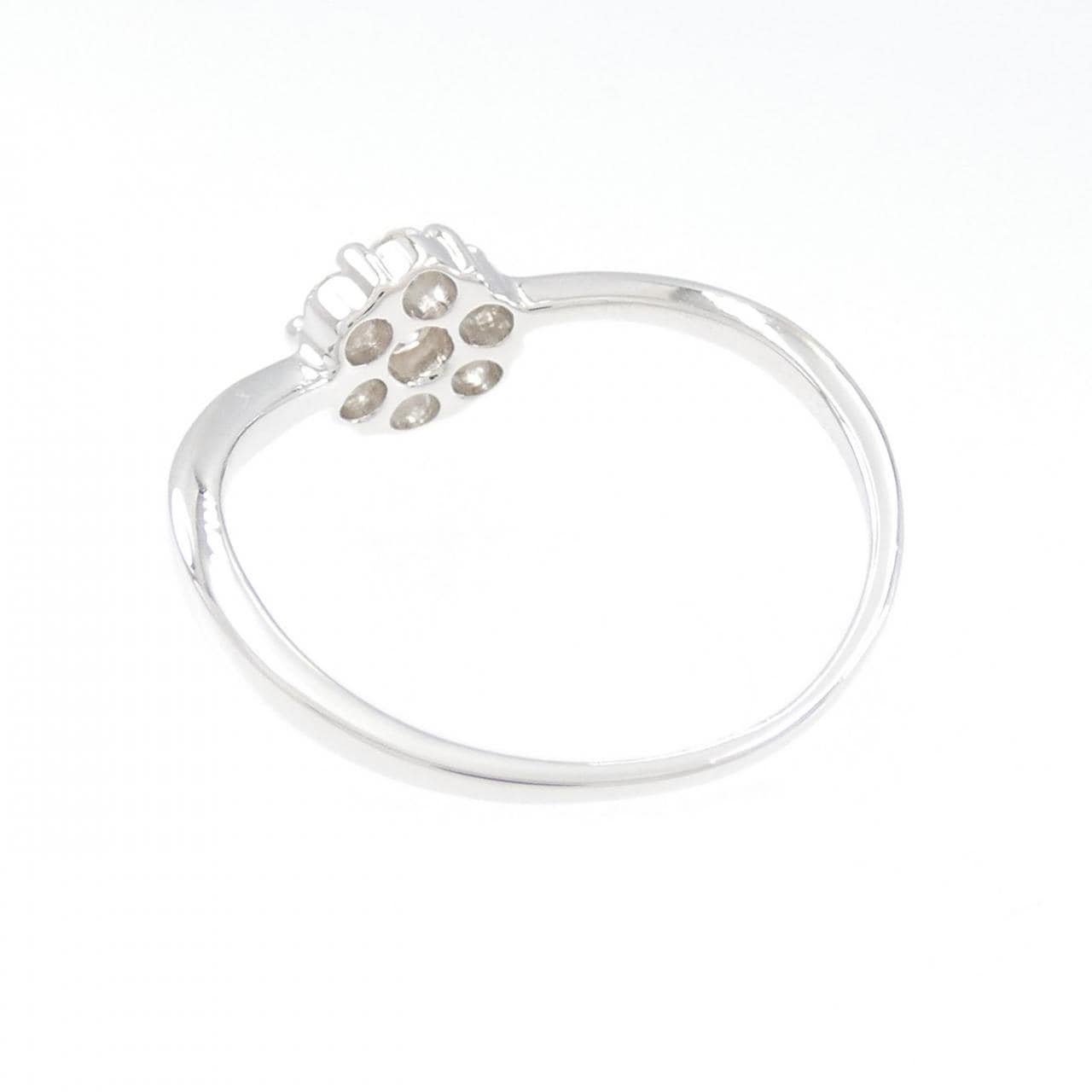 K18WG flower Diamond ring
