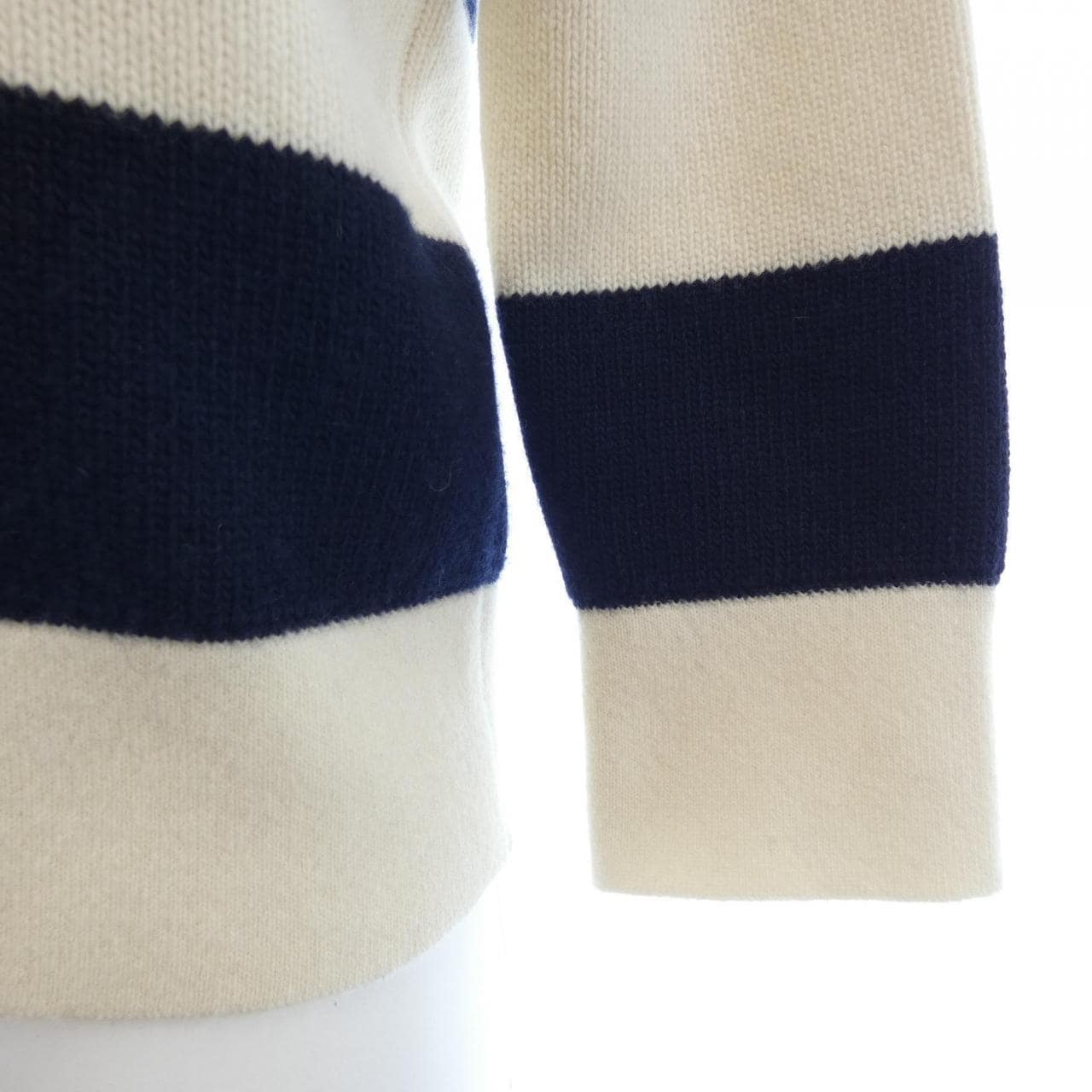 クリスチャンディオール CHRISTIAN DIOR 144S41AM318 ニット