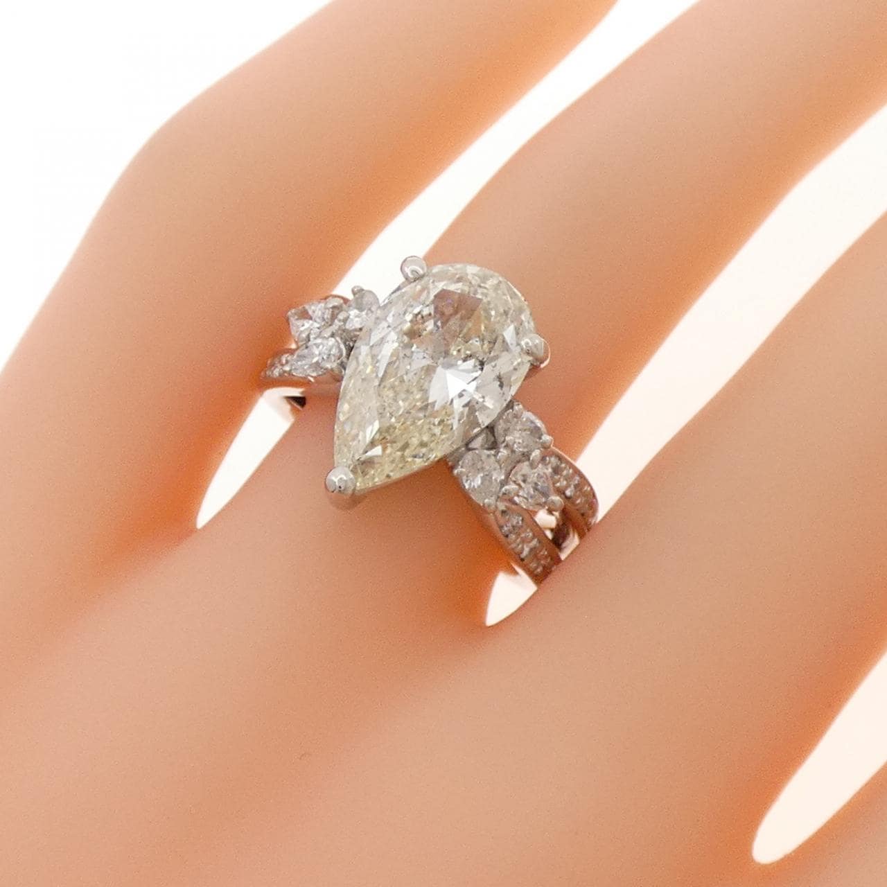 PT900 ダイヤモンド リング 3.119CT M I1 ペアシェイプ