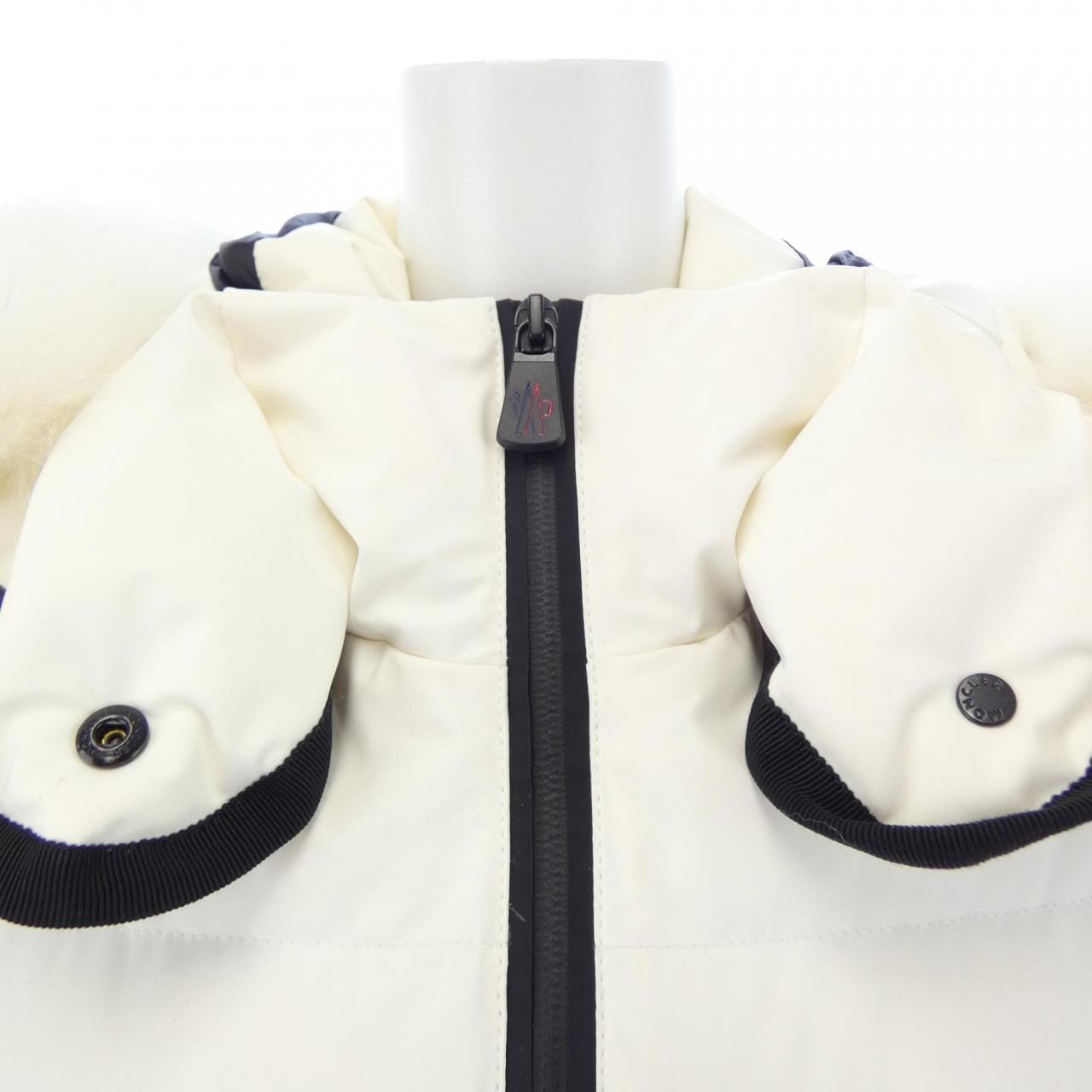 MONCLER GRENOBLE Lamoura Down Jacket