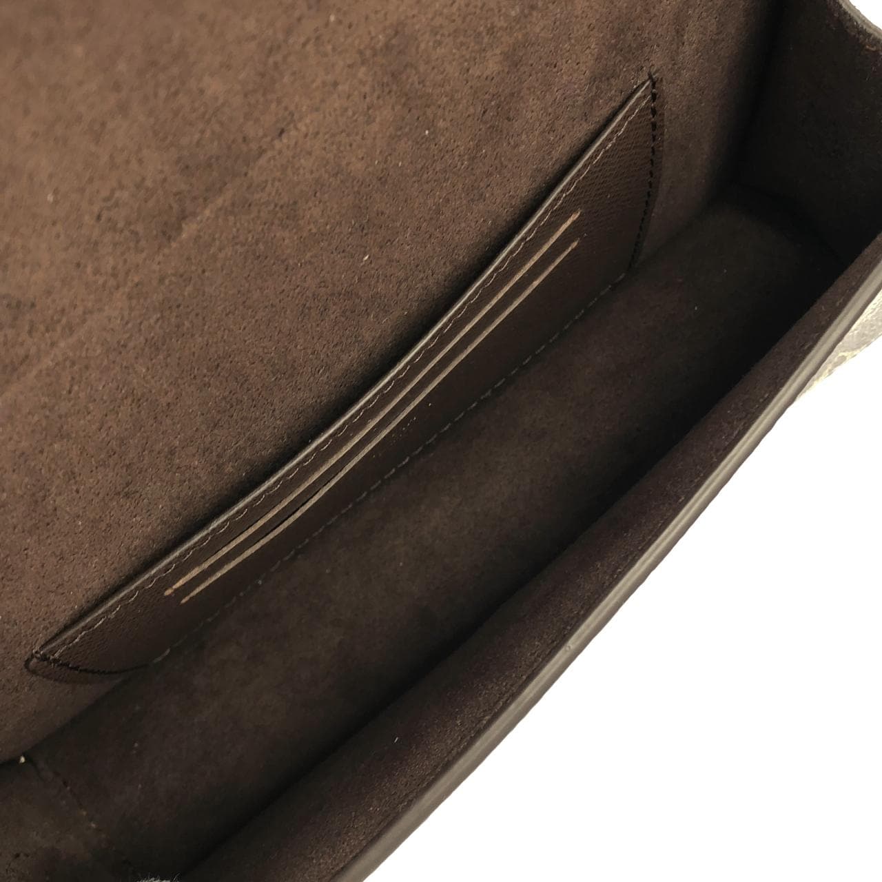 ルイヴィトン モノグラム ウォレット オン チェーン リリー M82509 ショルダーバッグ