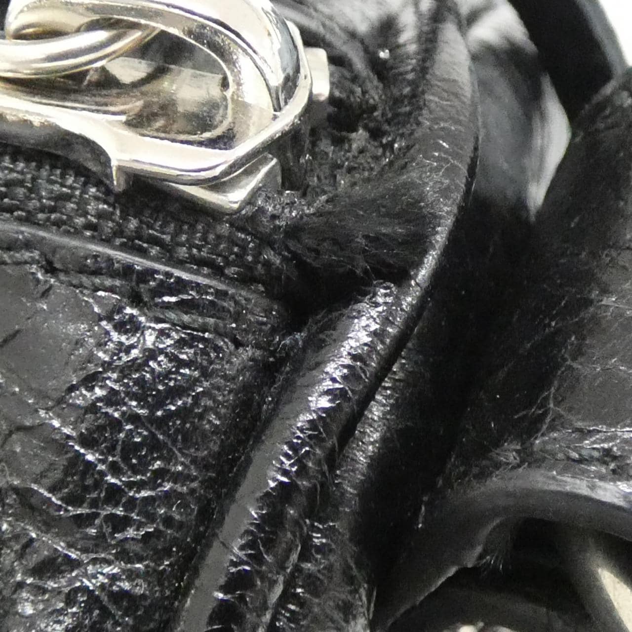 バレンシアガ ル カゴール 771716 210KR ショルダーバッグ