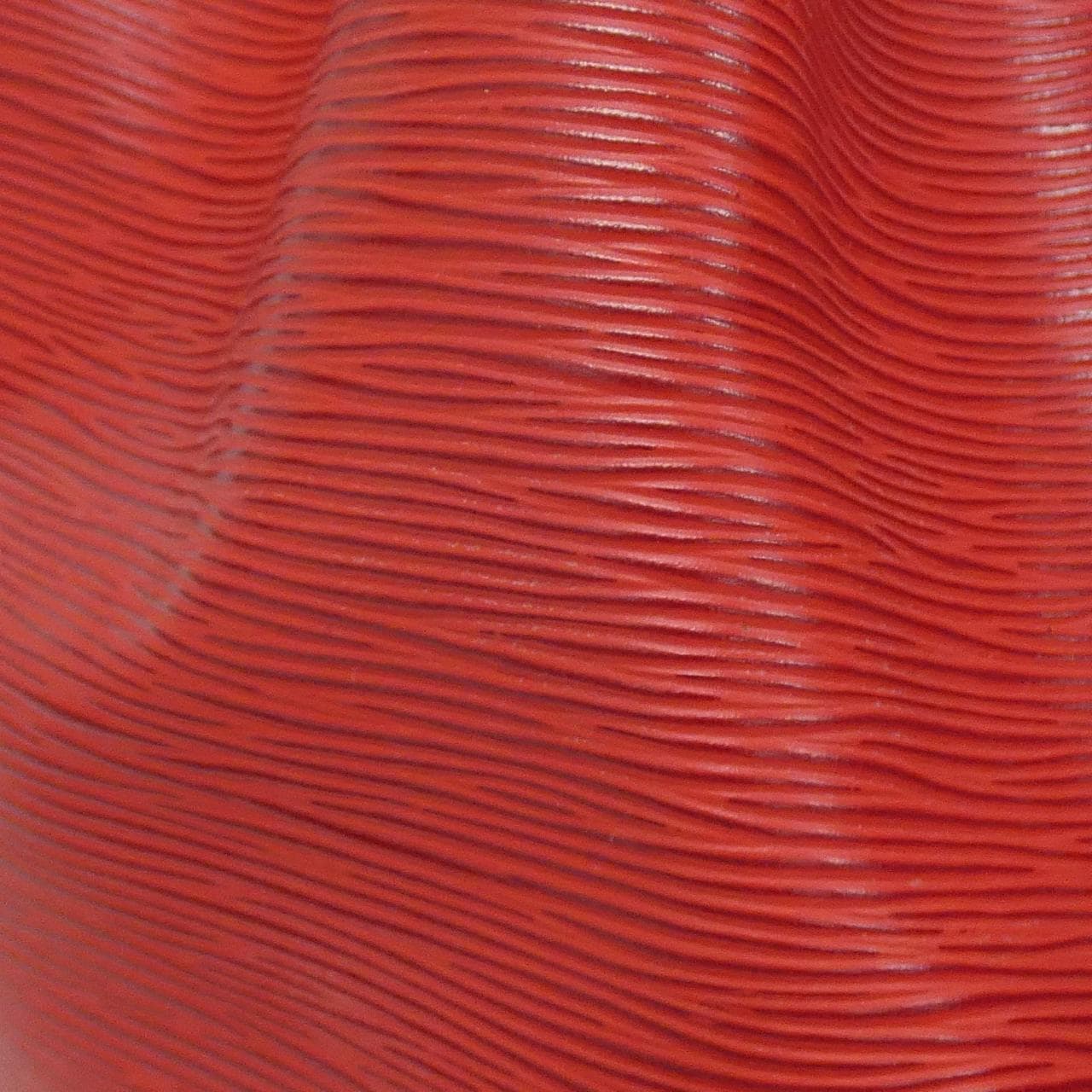 ルイヴィトン エピ プチ ノエ M44107 ショルダーバッグ