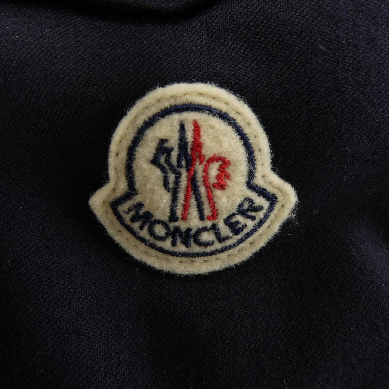 モンクレール MONCLER ダウンジャケット