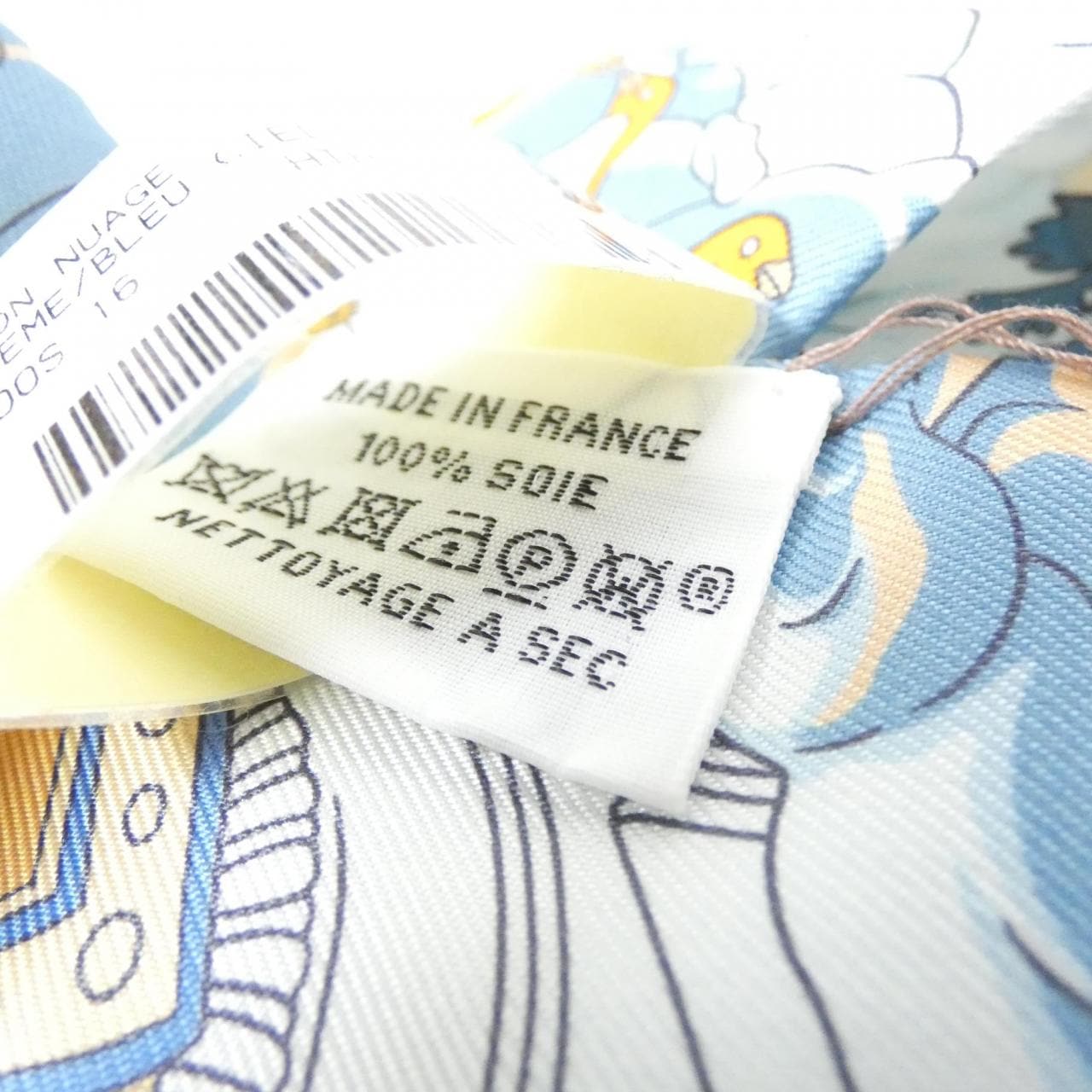 【未使用品】エルメス SUR MON NUAGE ツイリー 063900S スカーフ