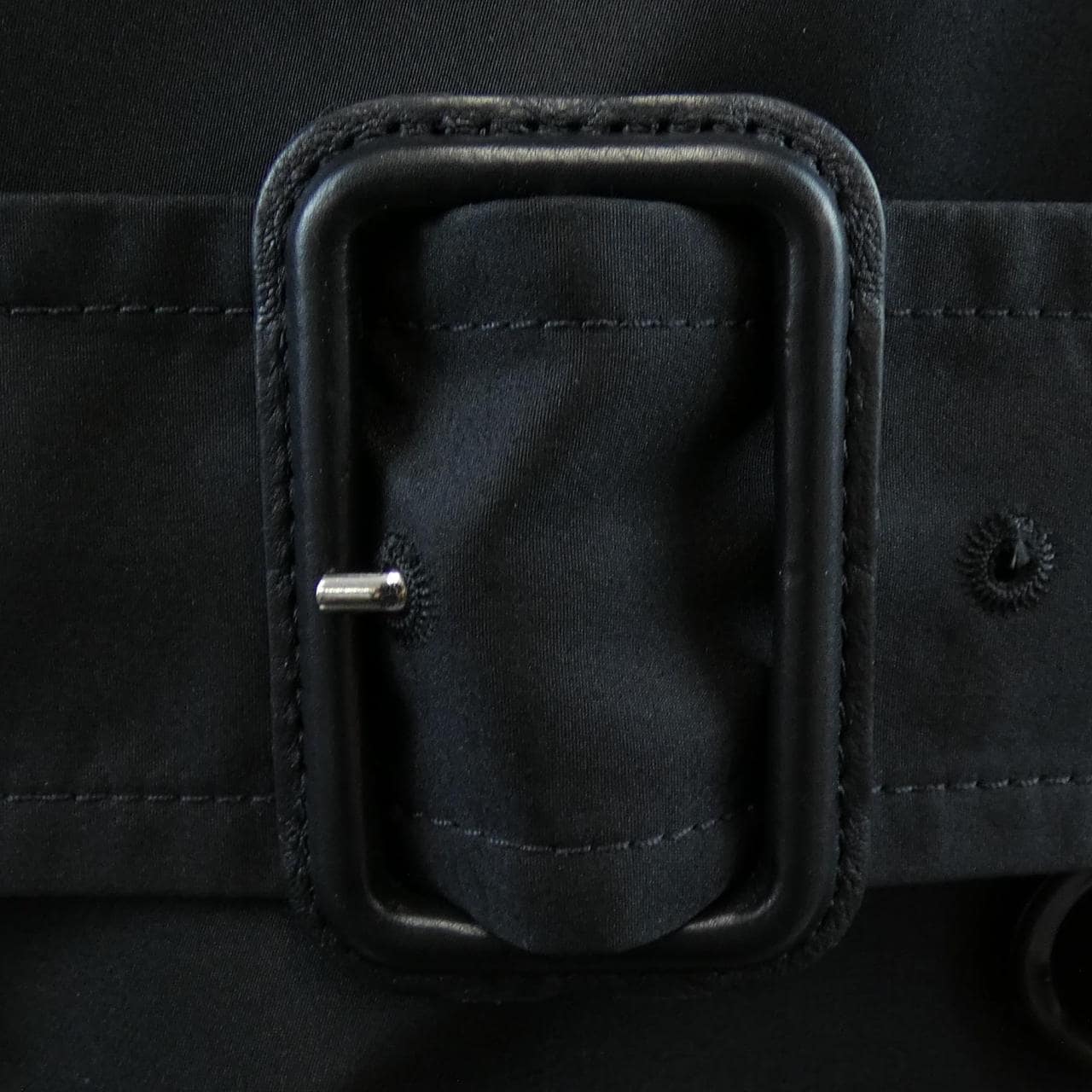 トムフォード TOM FORD BZ042 コート