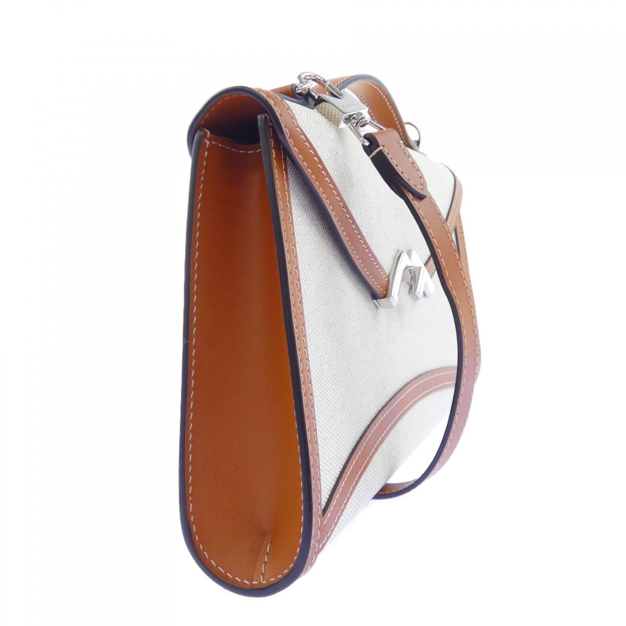 モワナ MOYNAT GABRIELLE CLUTCH BAG