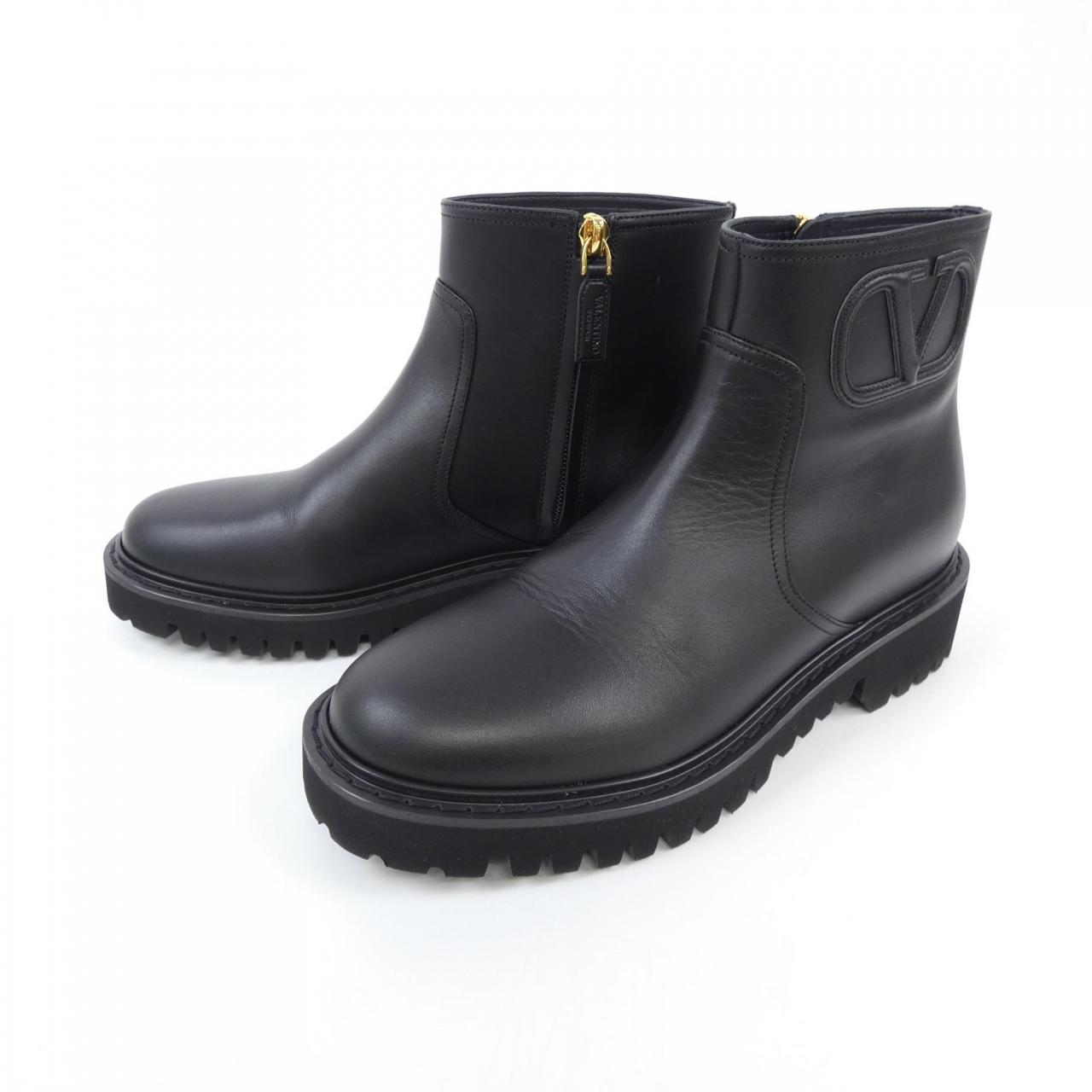 VALENTINO GARAVANI Garavani boots